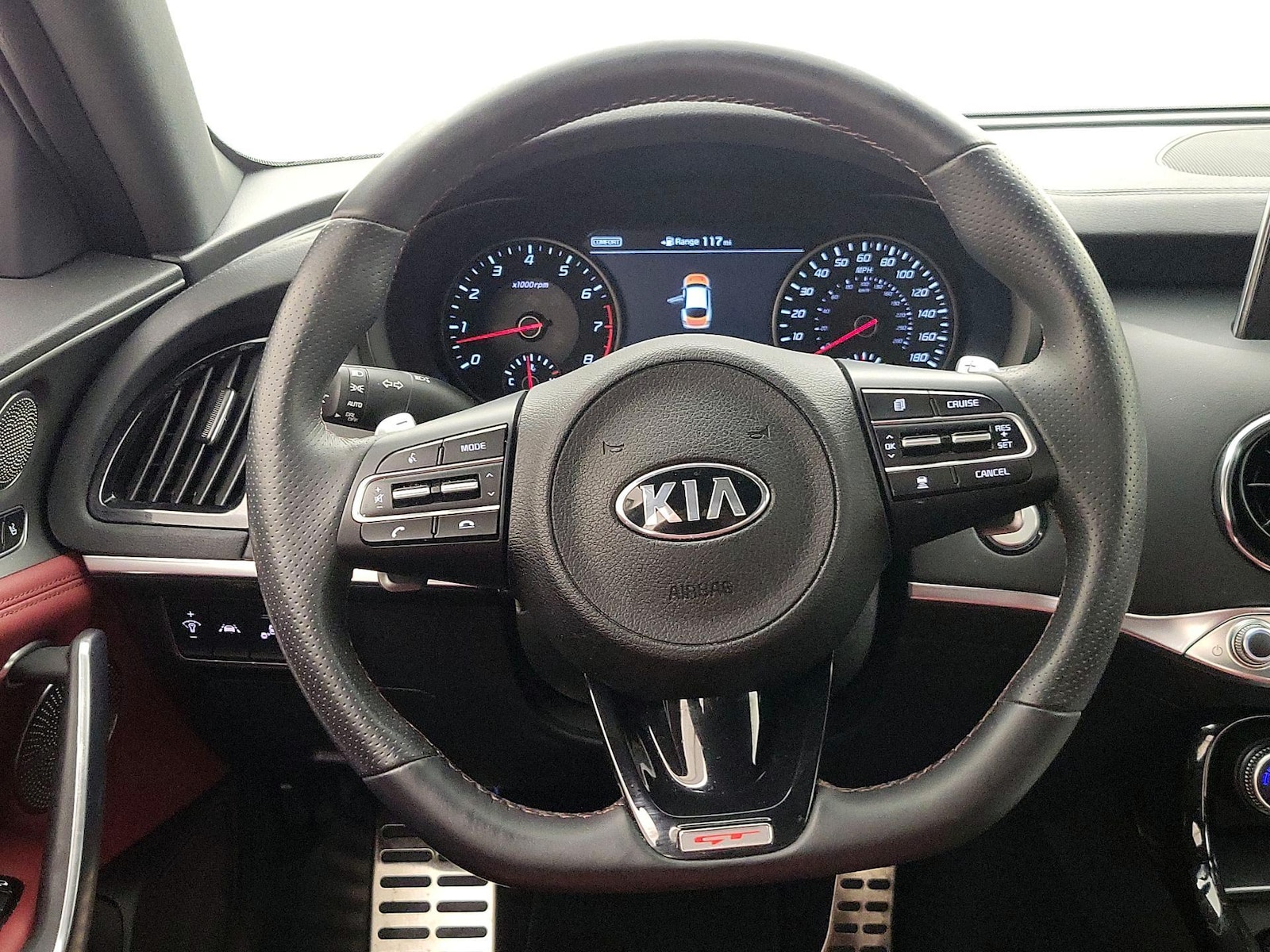 2019 Kia Stinger GT2 - Photo 11