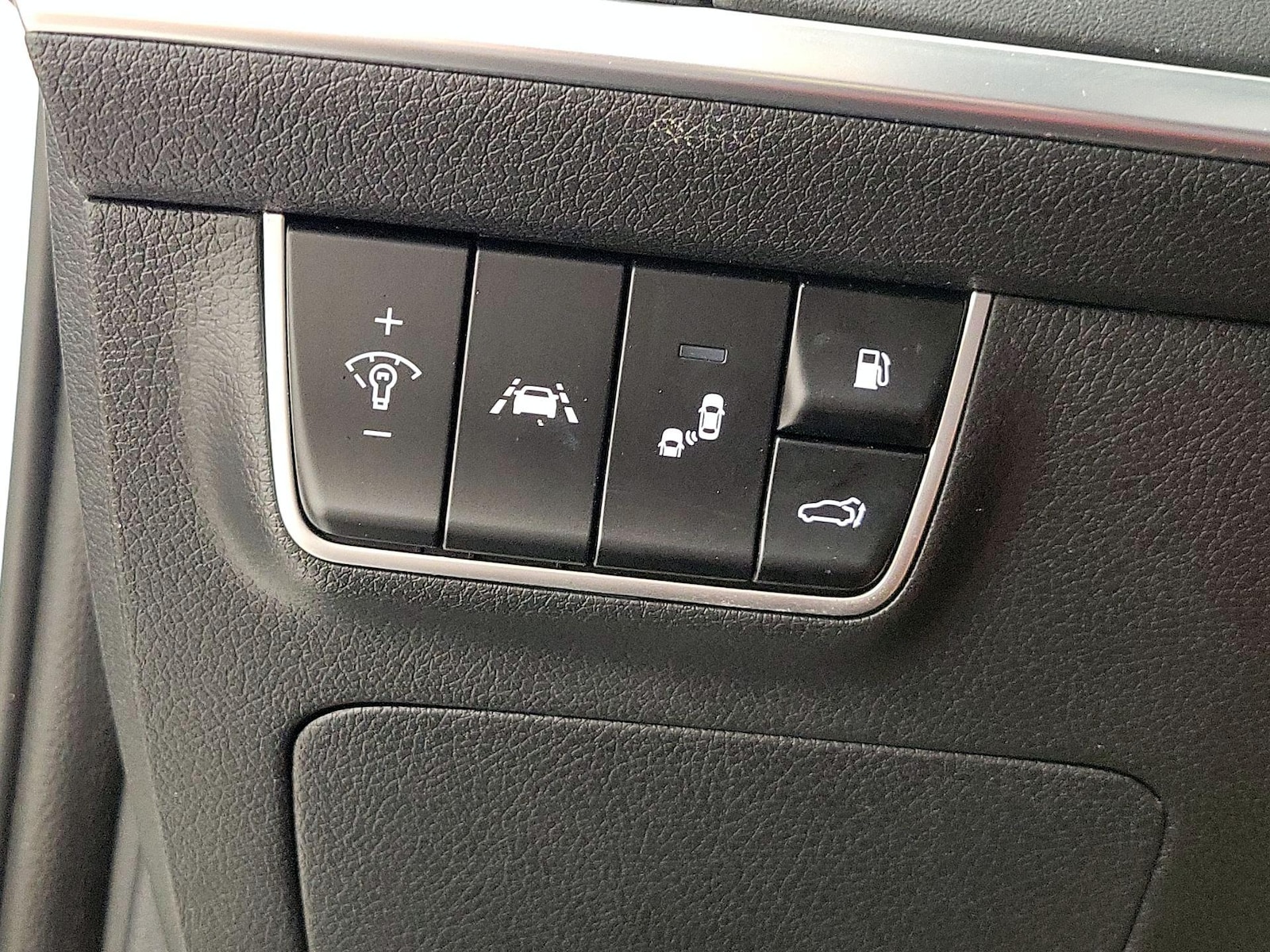 2019 Kia Stinger GT2 - Photo 14