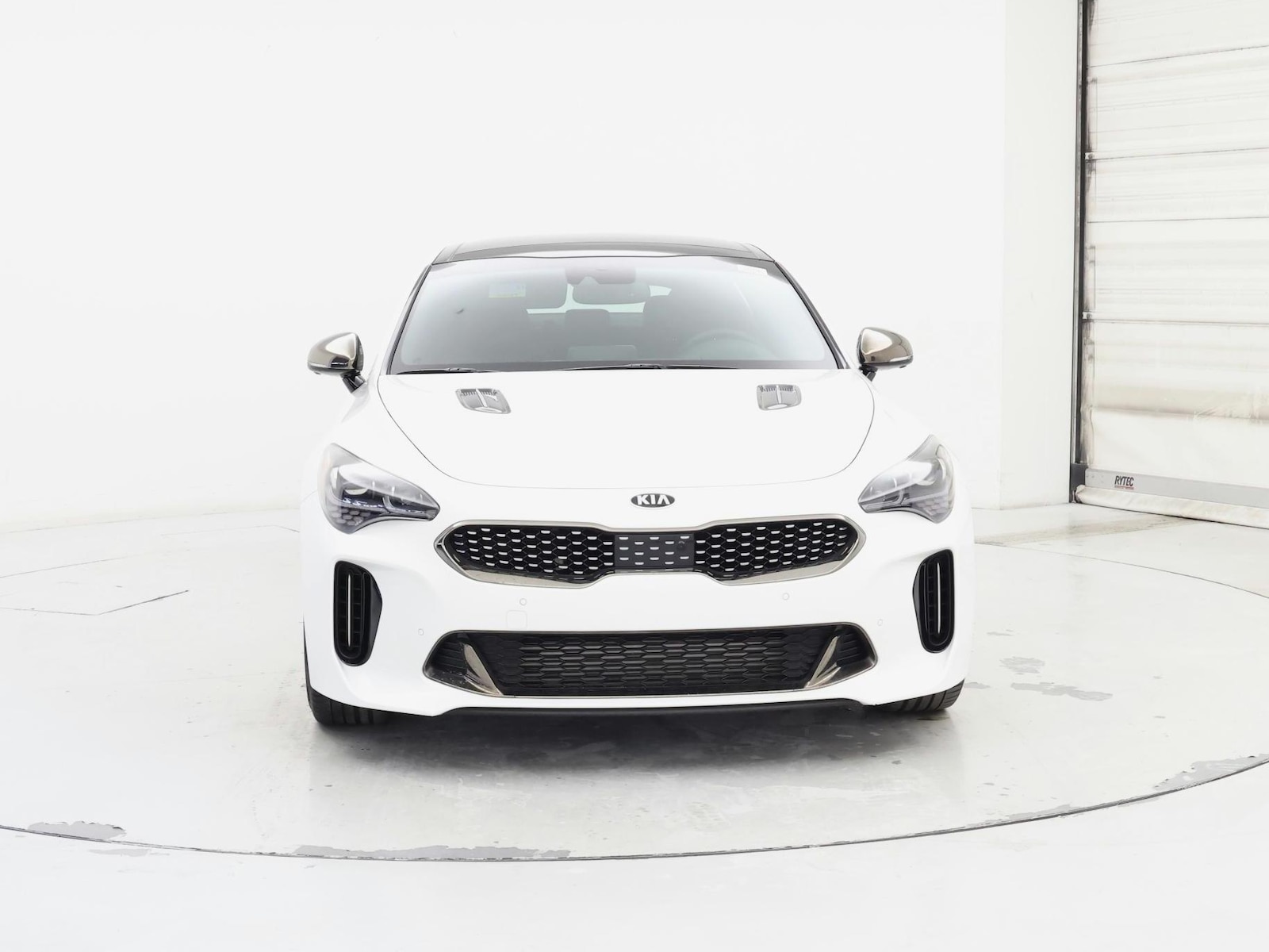 2019 Kia Stinger GT2 - Photo 6
