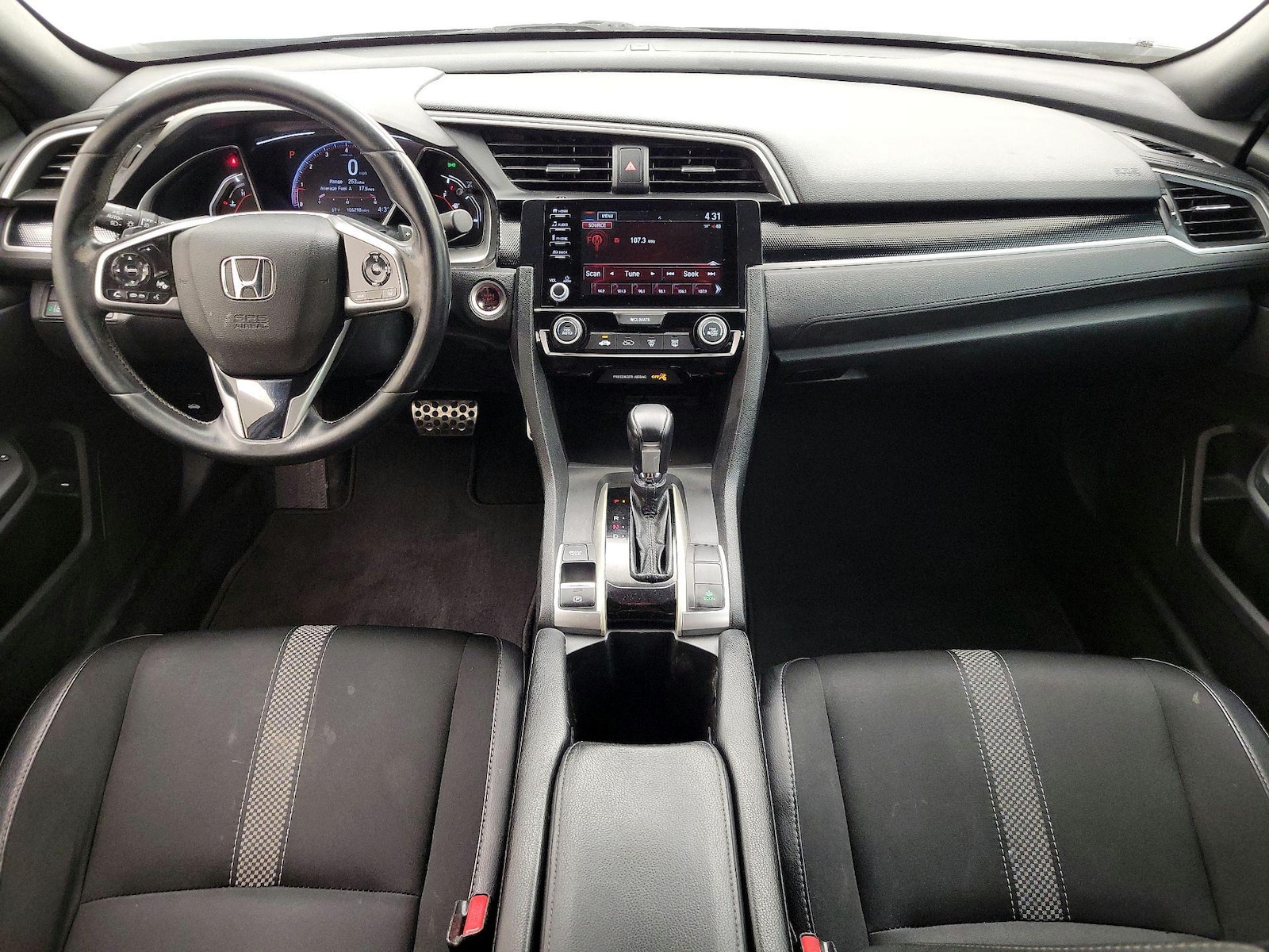 Apple CarPlay® & Android Auto™