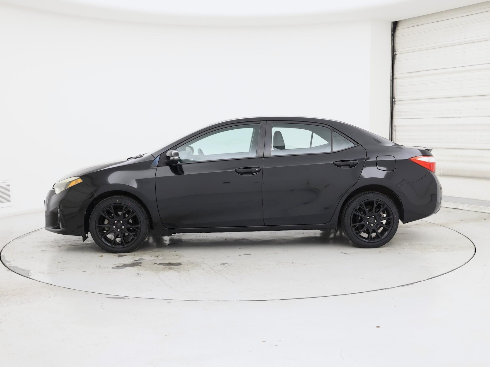 2016 Toyota Corolla S - Photo 4