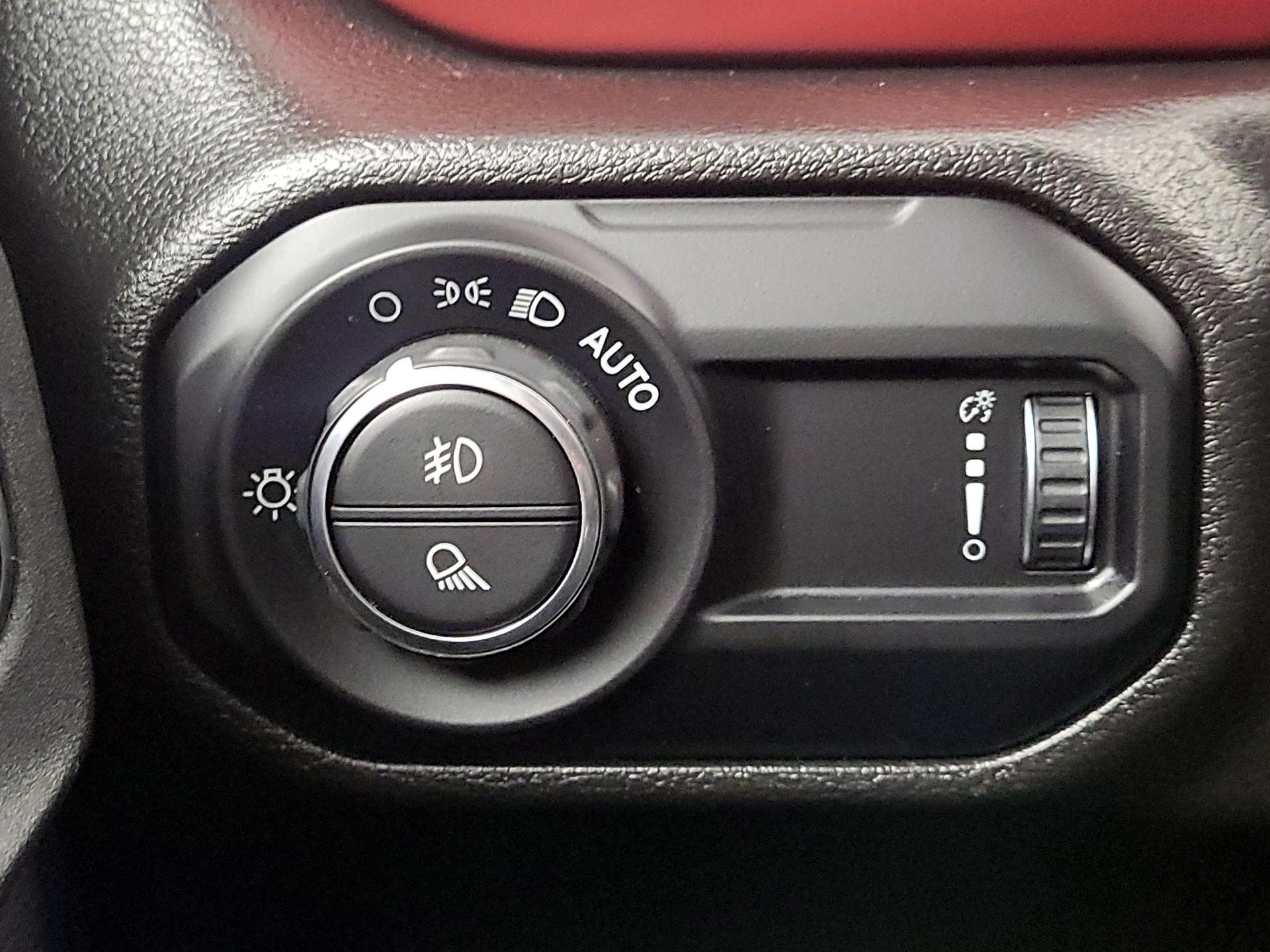 Thumbnail: 2023 Jeep Gladiator - 13