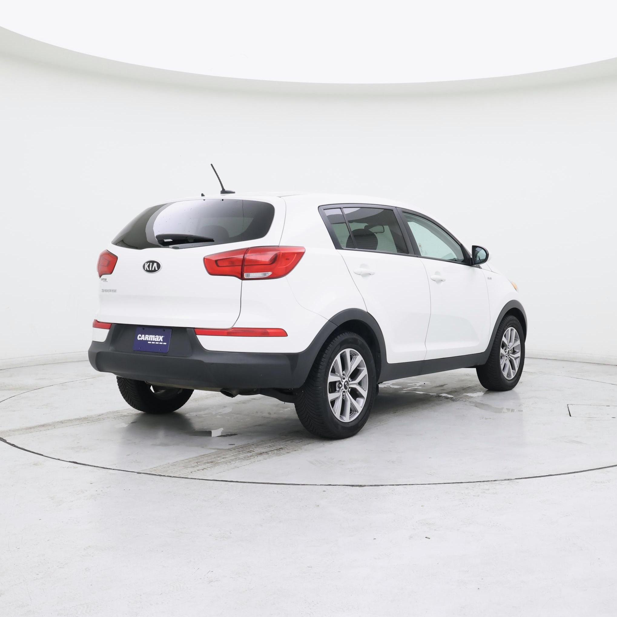 Thumbnail: 2016 Kia Sportage - 8