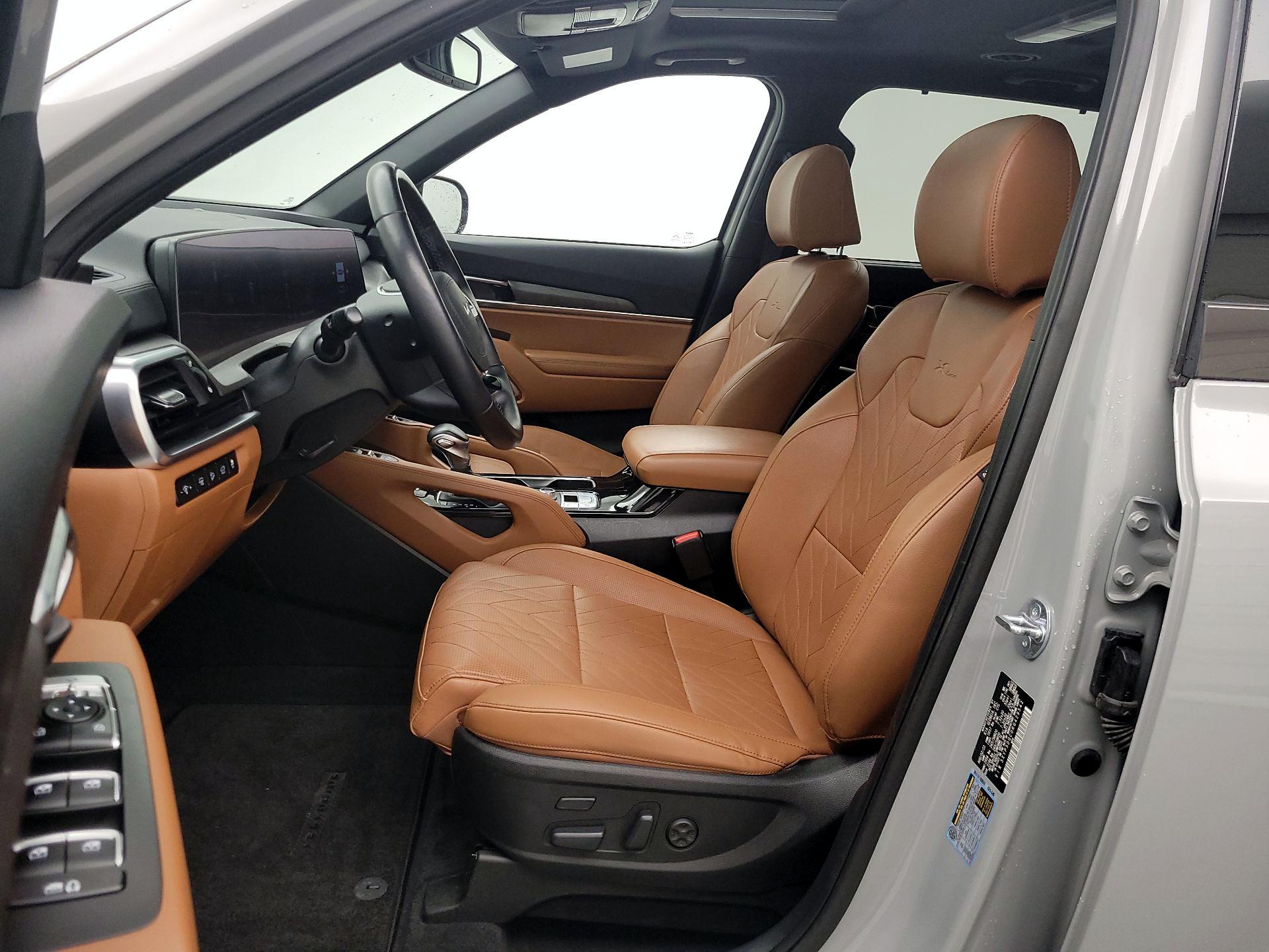 Thumbnail: 2024 Kia Telluride - 11