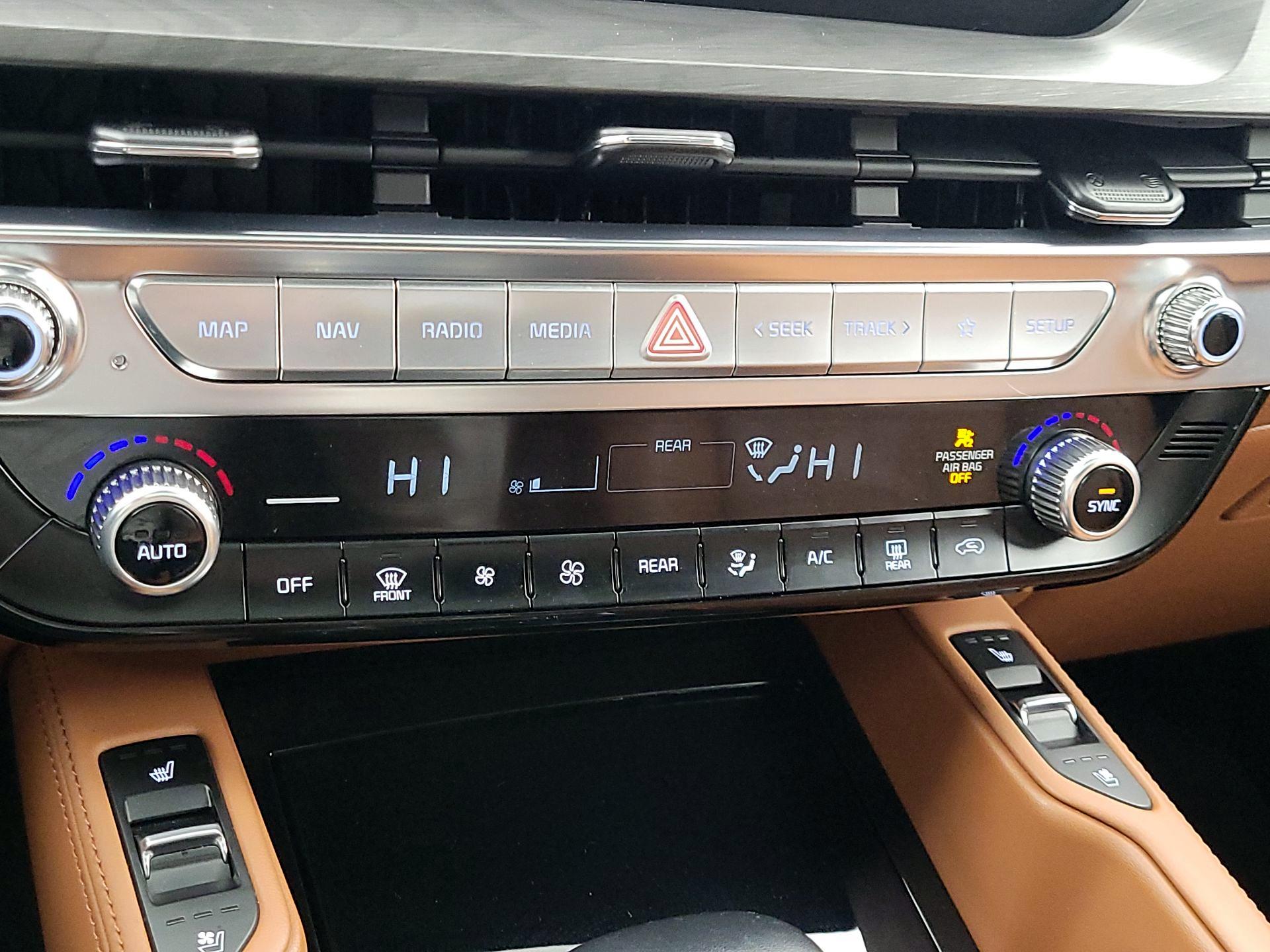 Thumbnail: 2024 Kia Telluride - 17