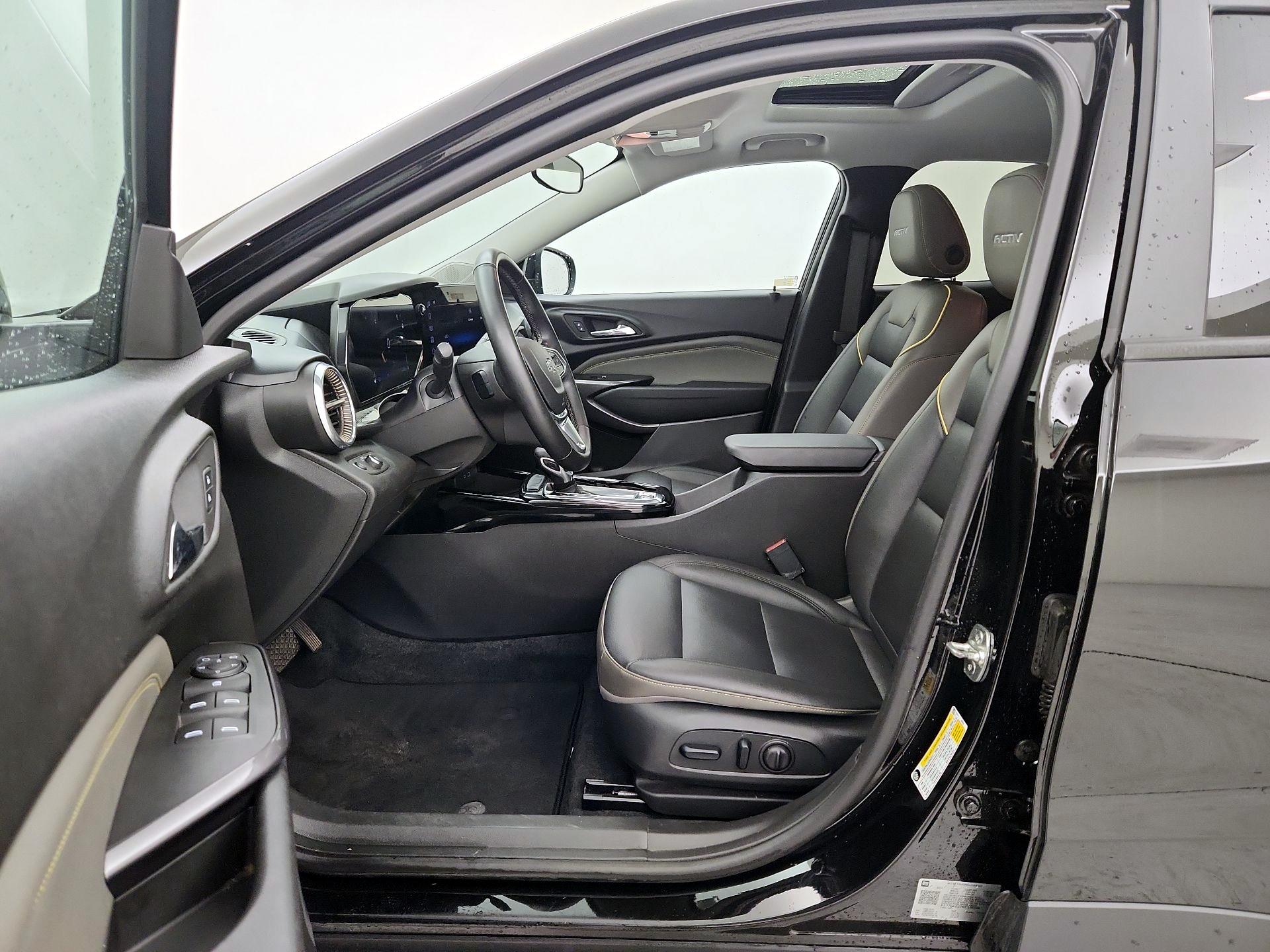 Thumbnail: 2024 Chevrolet Trax - 11