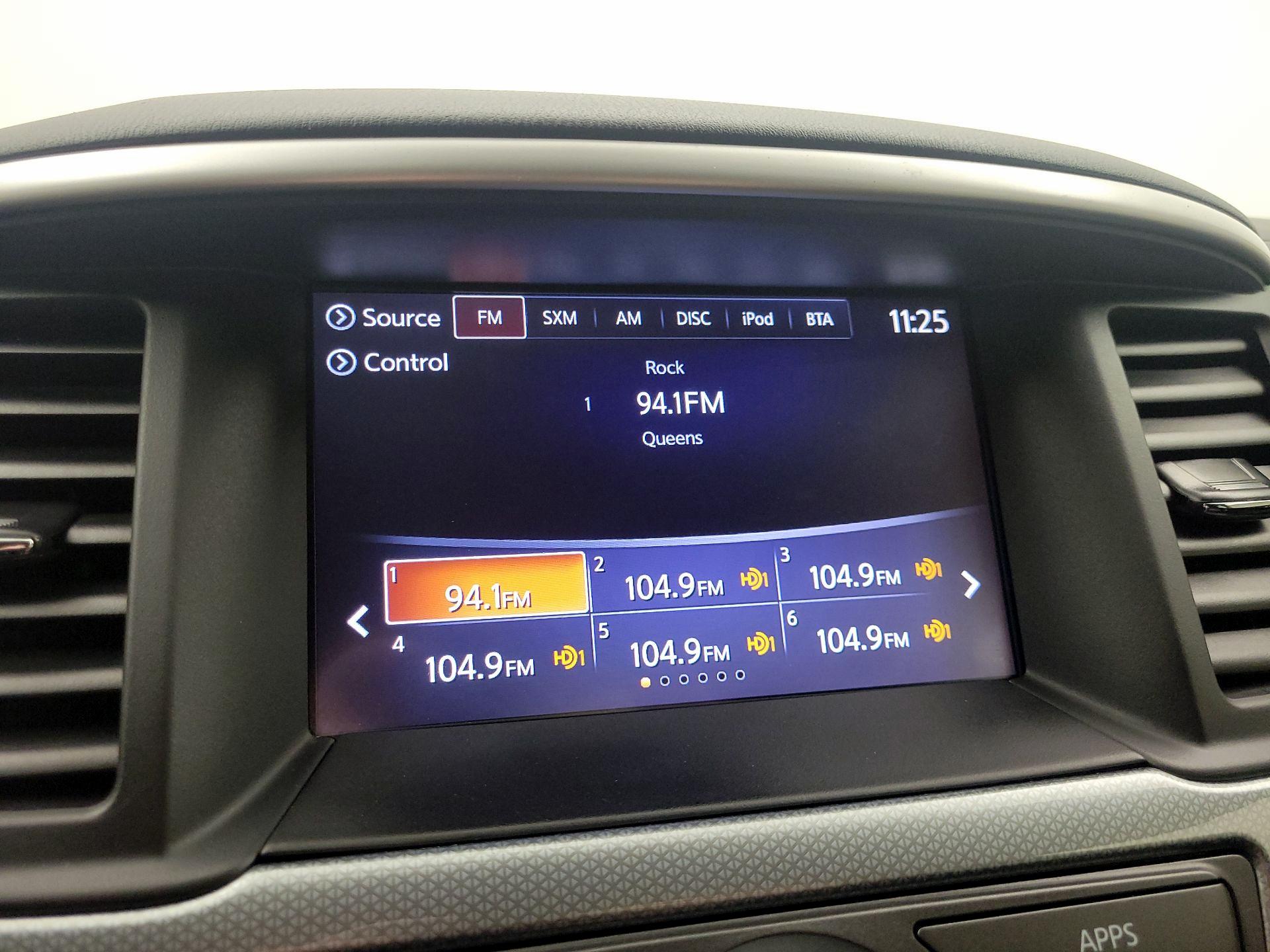 Thumbnail: 2017 Nissan Pathfinder - 15