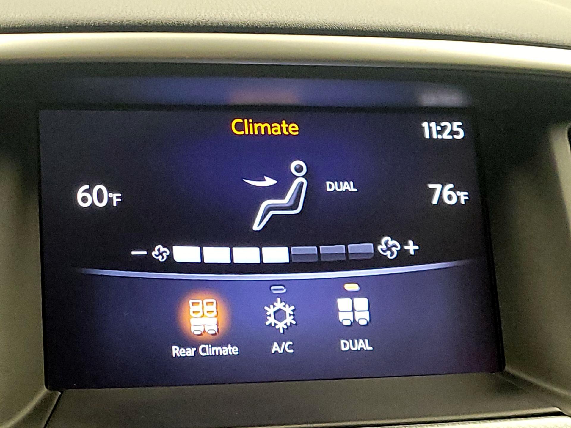 Thumbnail: 2017 Nissan Pathfinder - 16