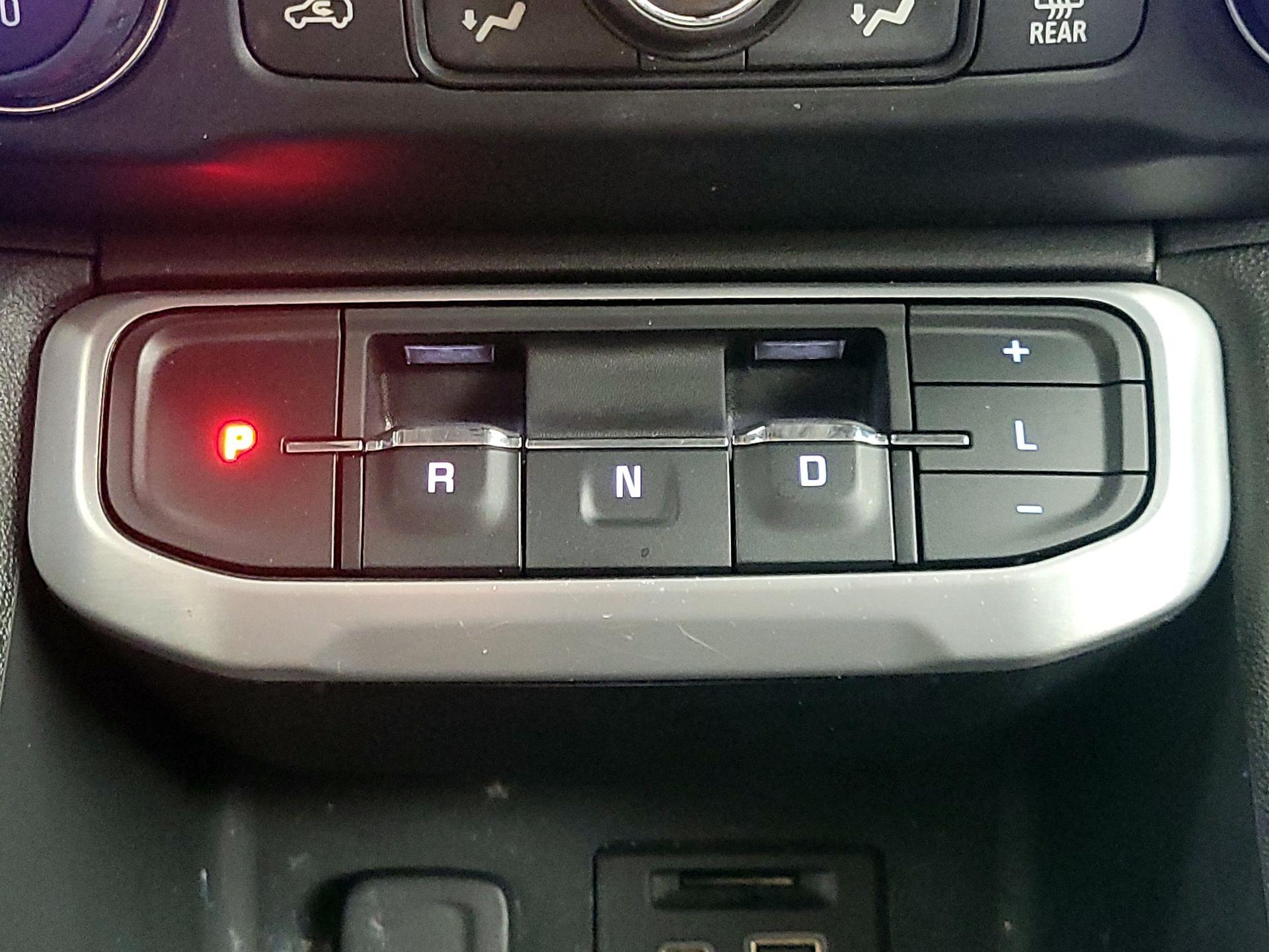 Thumbnail: 2021 GMC Acadia - 18