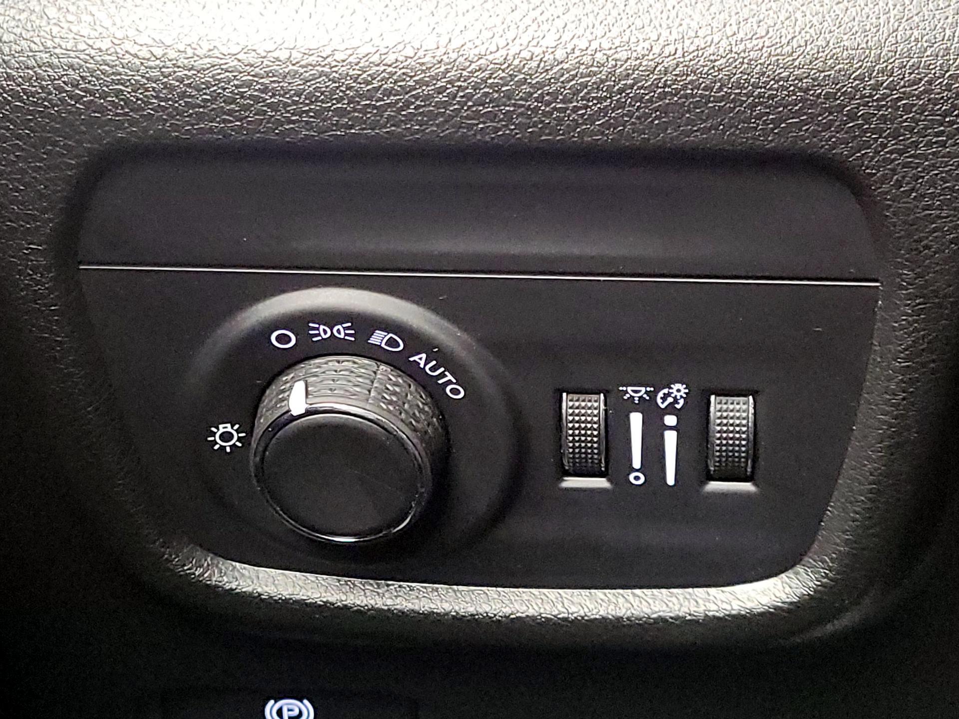 Thumbnail: 2024 Jeep Grand Cherokee - 13