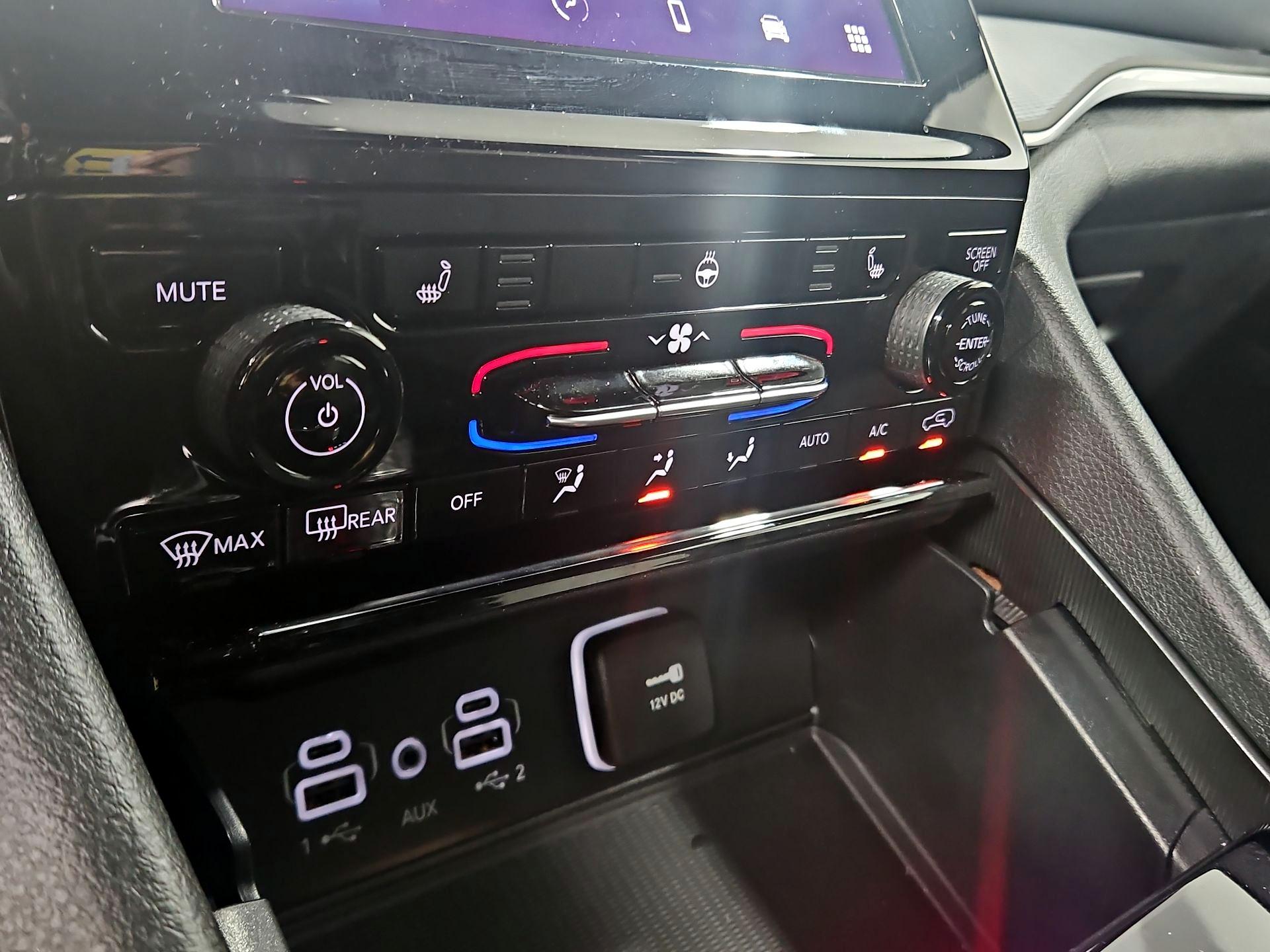 Thumbnail: 2025 Jeep Grand Cherokee - 16