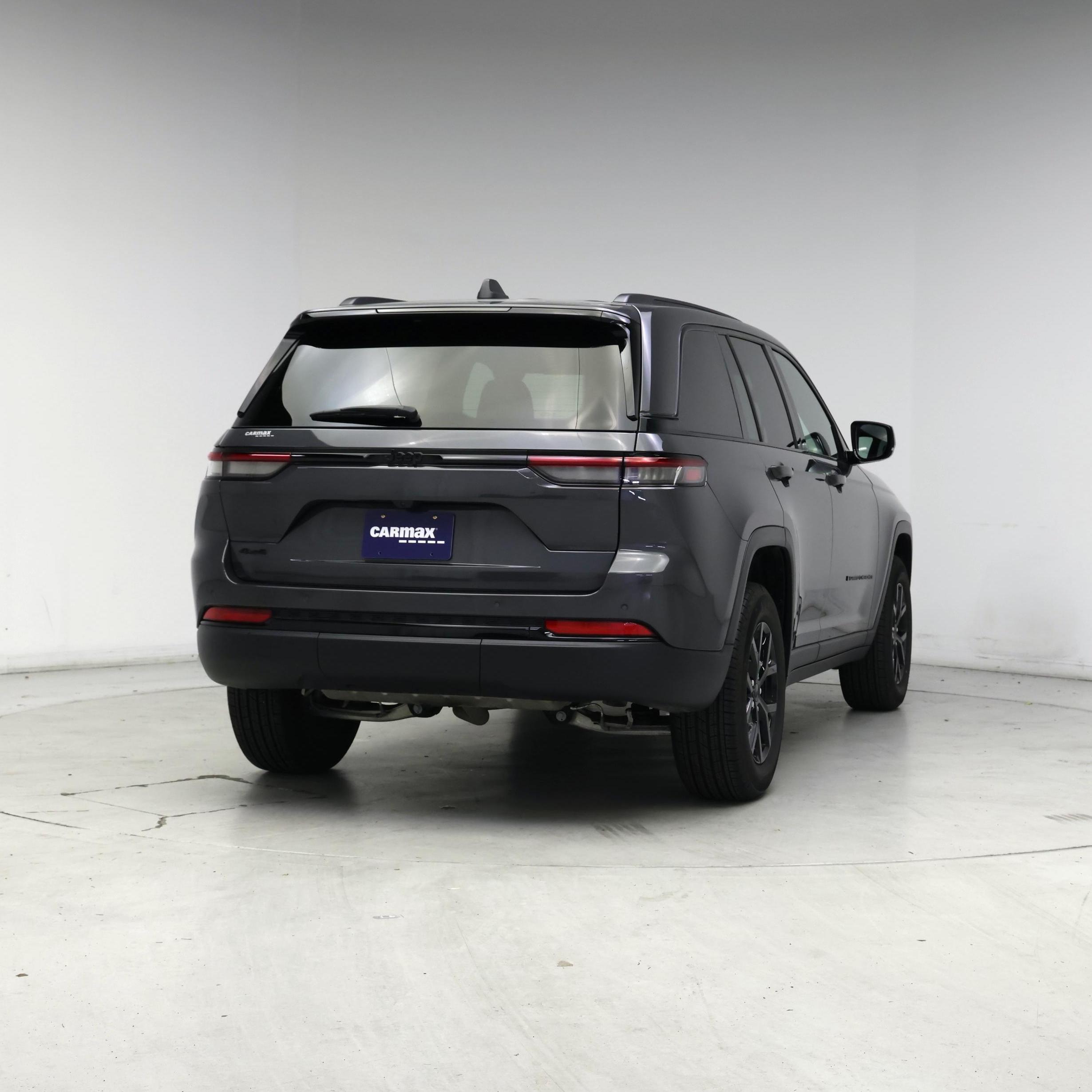 Thumbnail: 2025 Jeep Grand Cherokee - 8