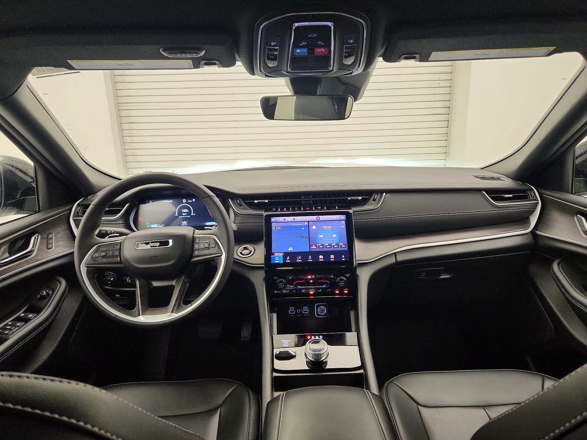 Thumbnail: 2025 Jeep Grand Cherokee - 9