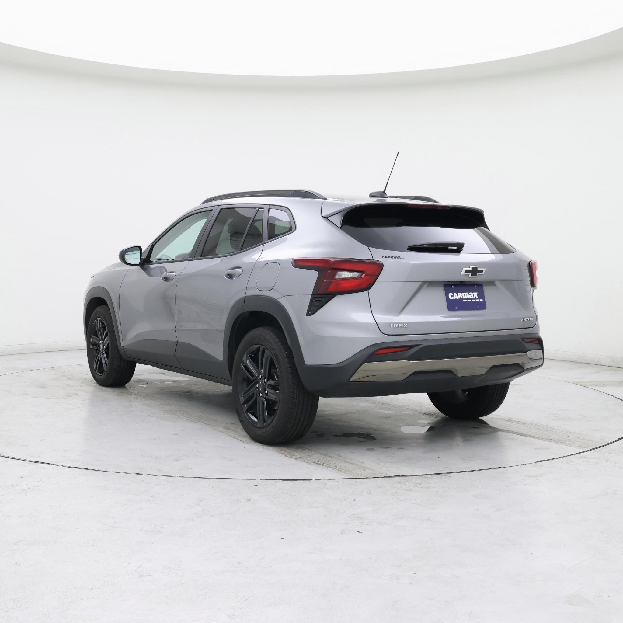 Thumbnail: 2025 Chevrolet Trax - 2