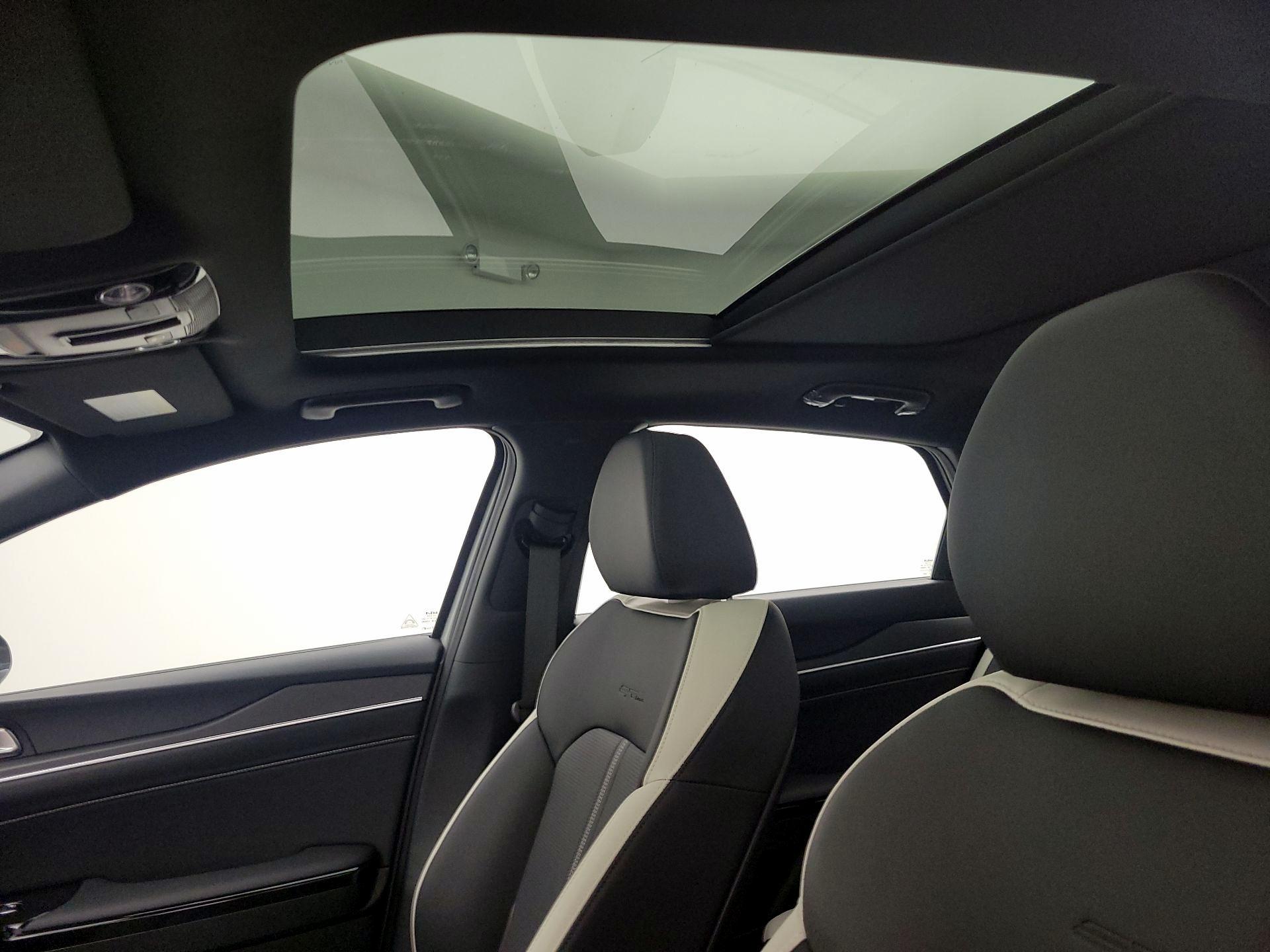 Thumbnail: 2025 Kia K5 - 20