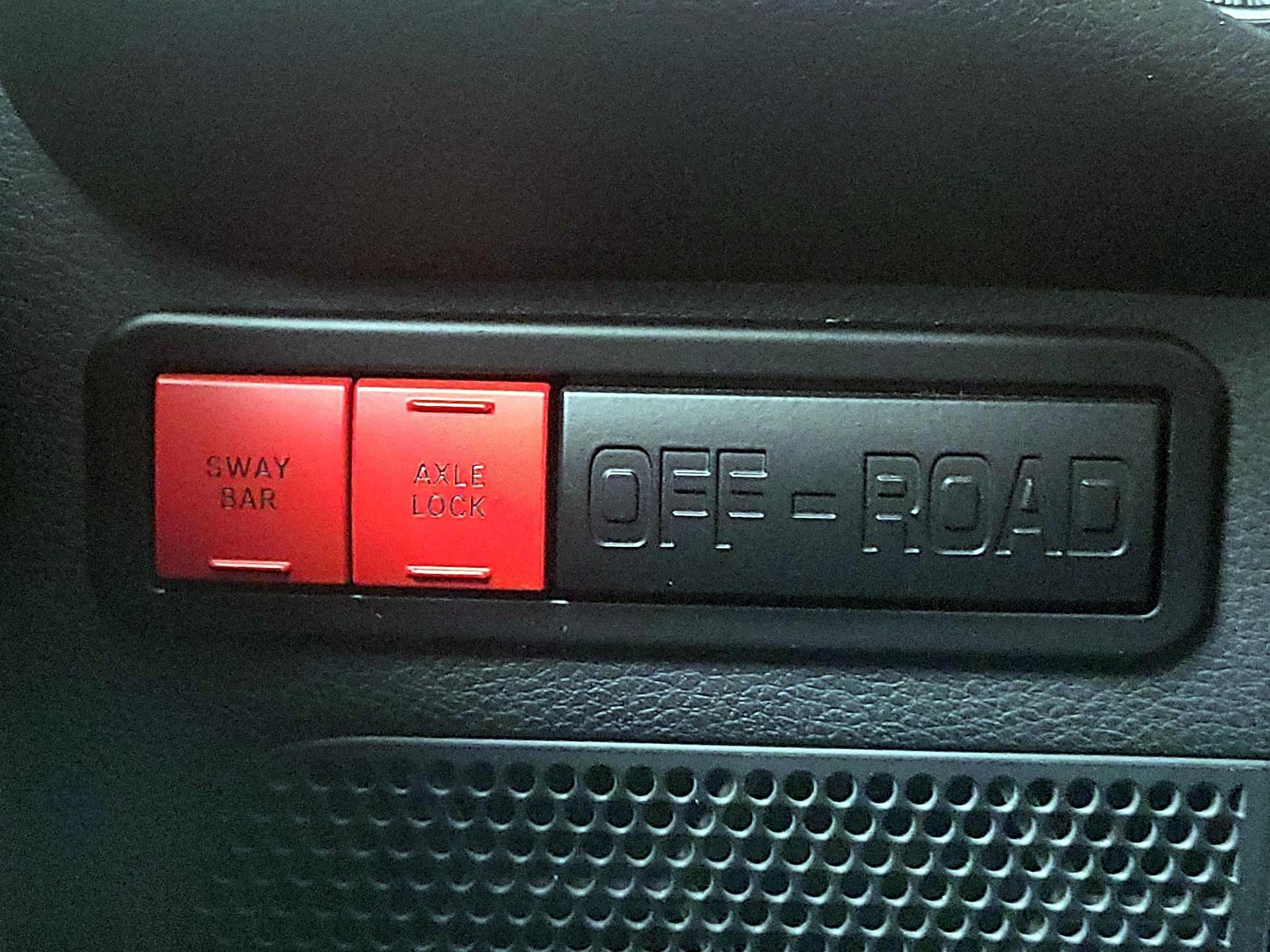 Thumbnail: 2017 Jeep Wrangler - 13