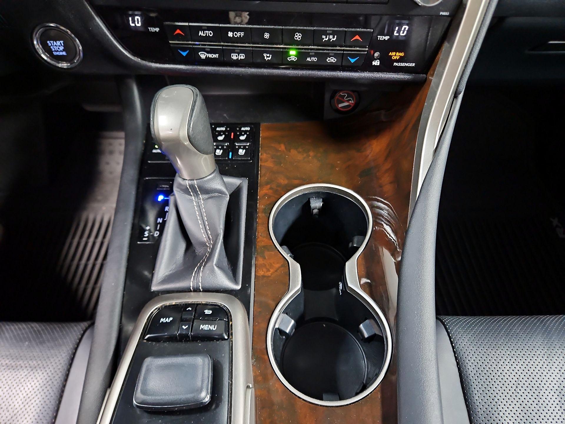 Thumbnail: 2017 Lexus RX - 17