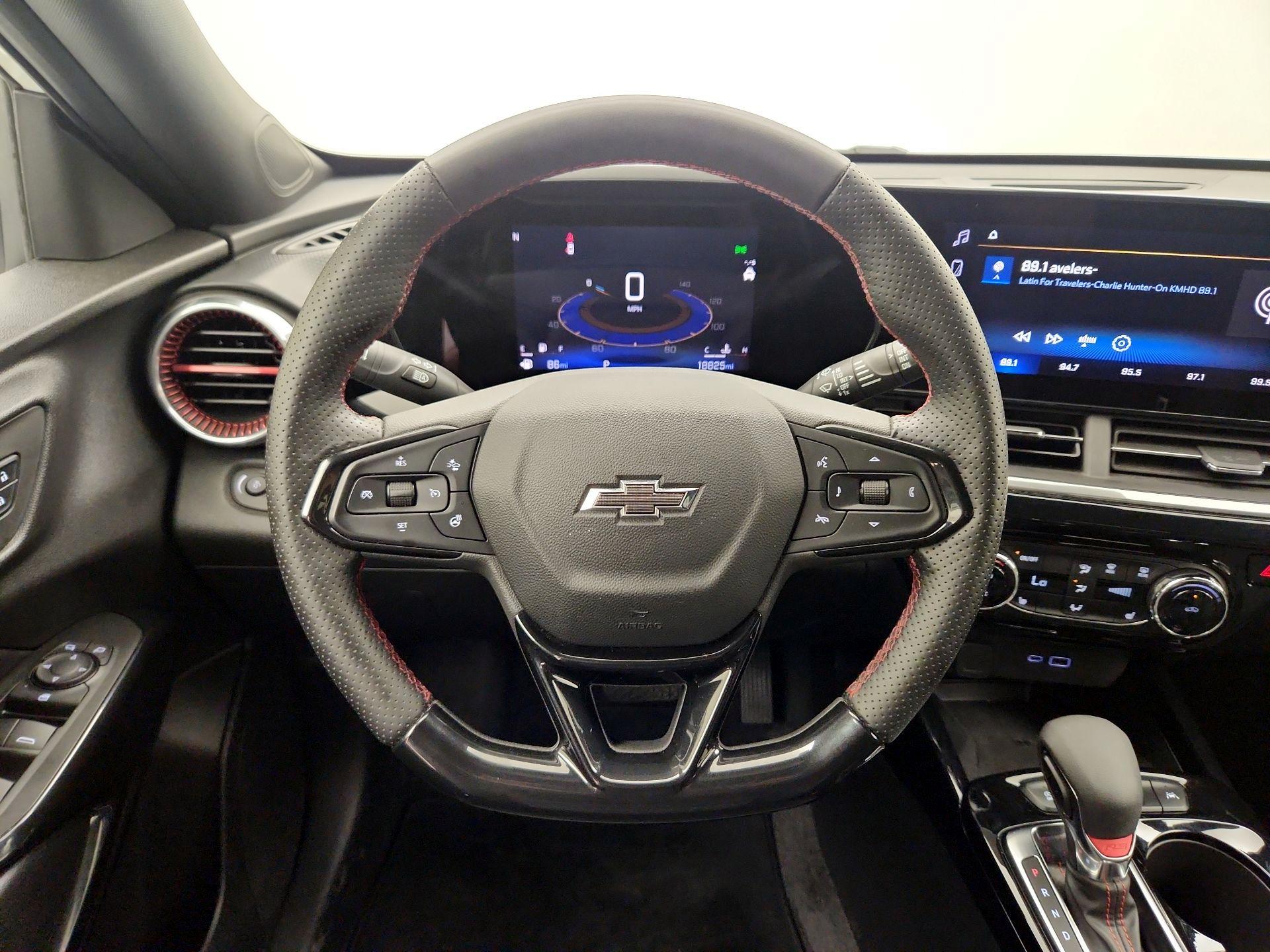 Thumbnail: 2024 Chevrolet Trax - 10