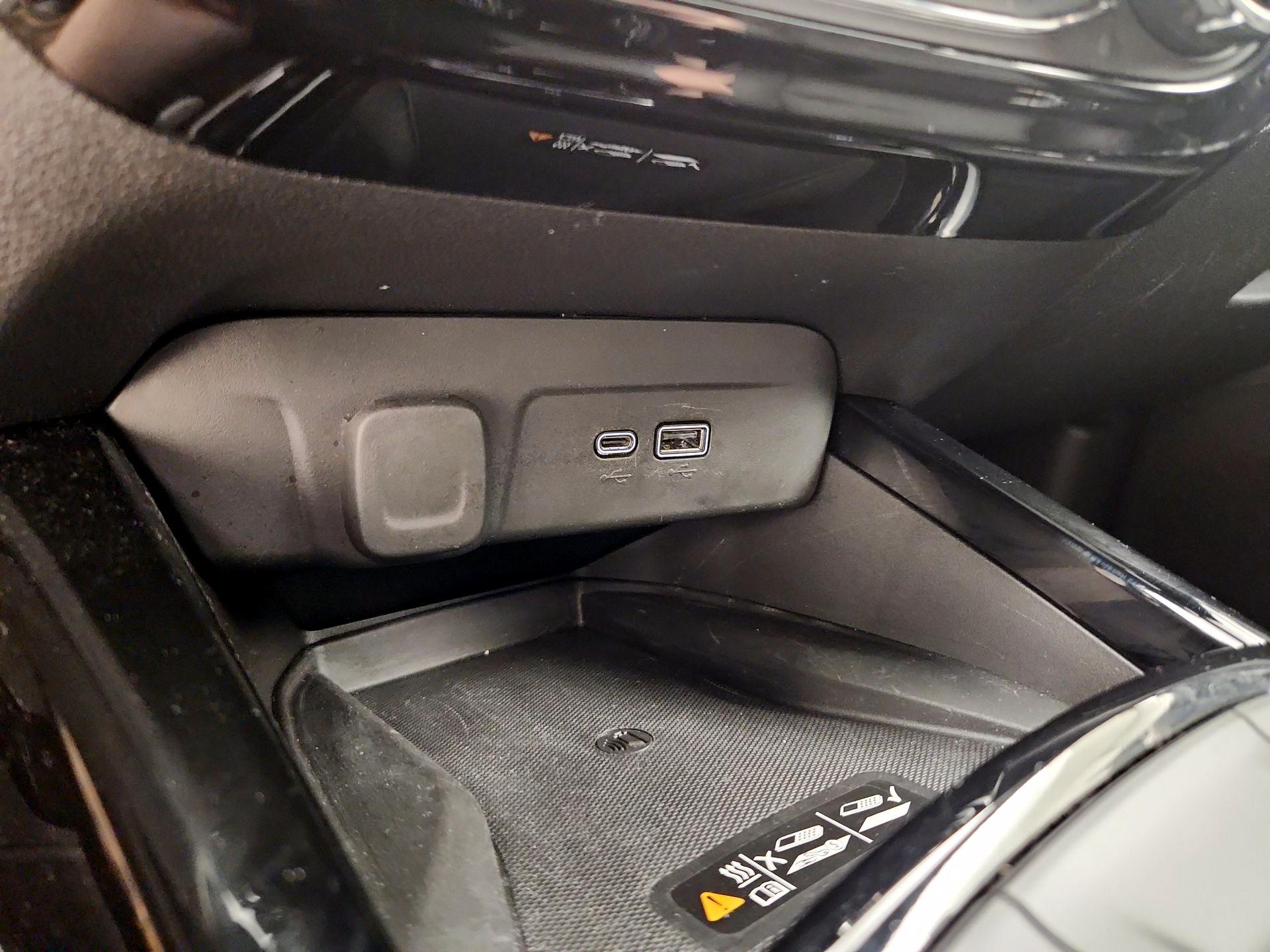 Thumbnail: 2024 Chevrolet Trax - 18