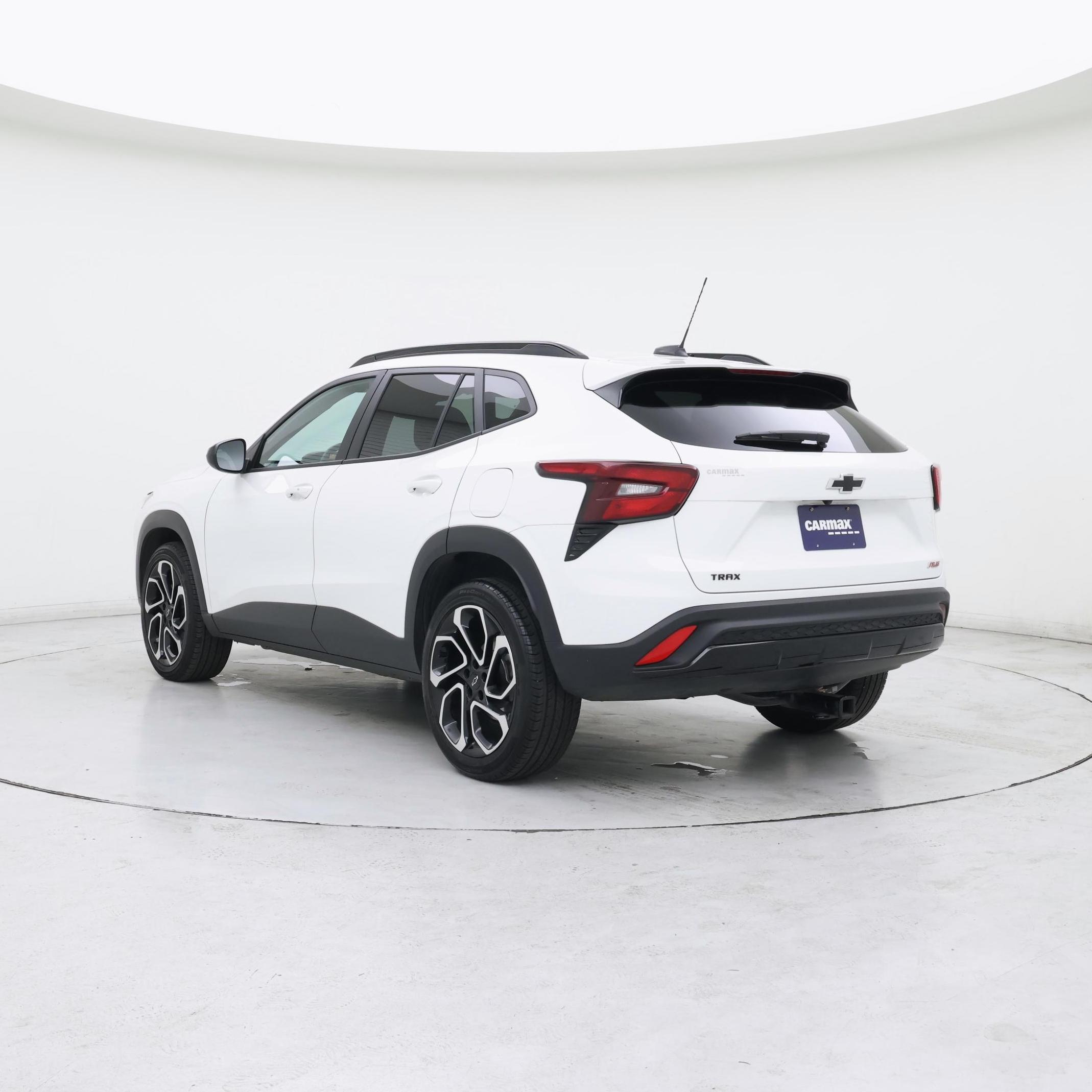 Thumbnail: 2024 Chevrolet Trax - 2