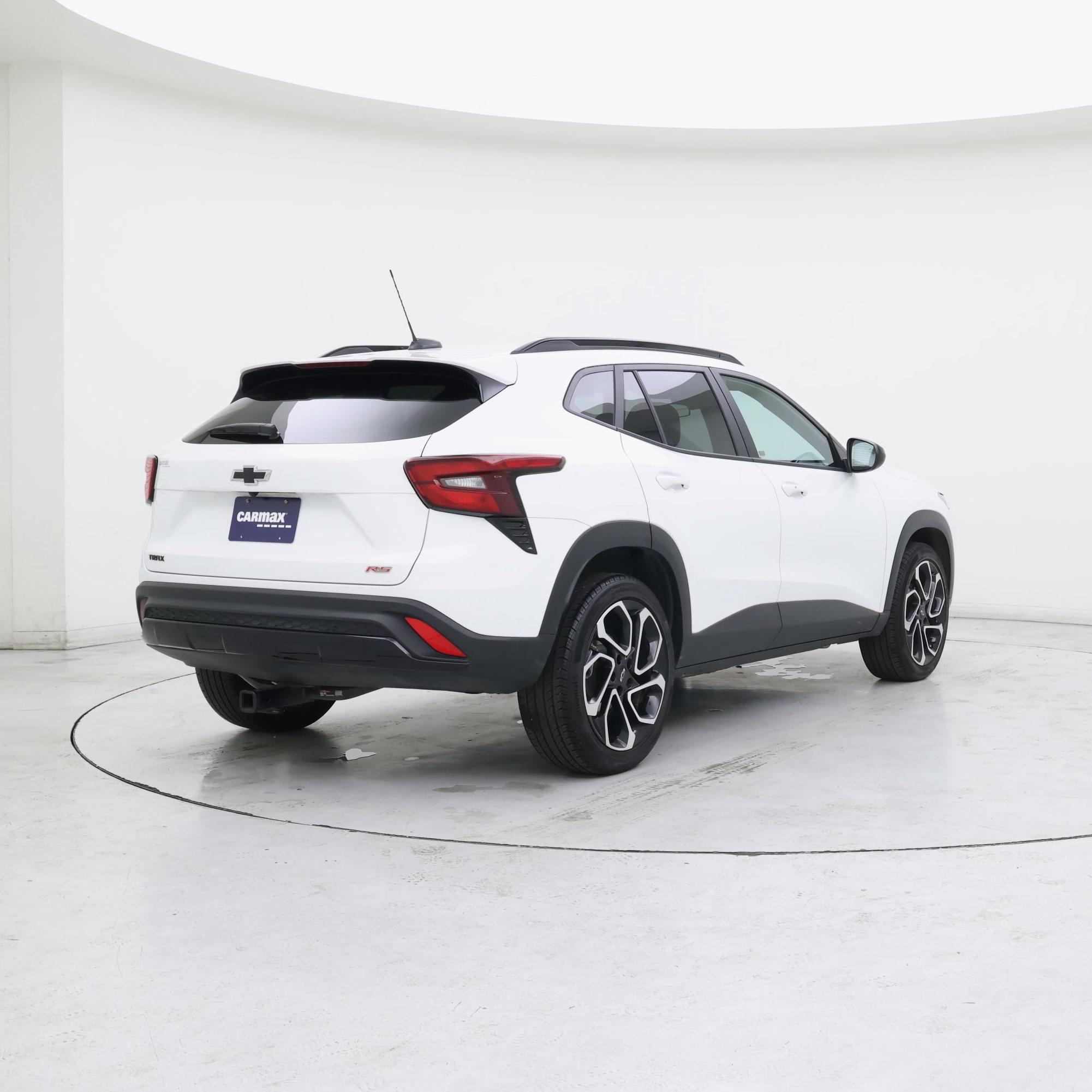 Thumbnail: 2024 Chevrolet Trax - 8