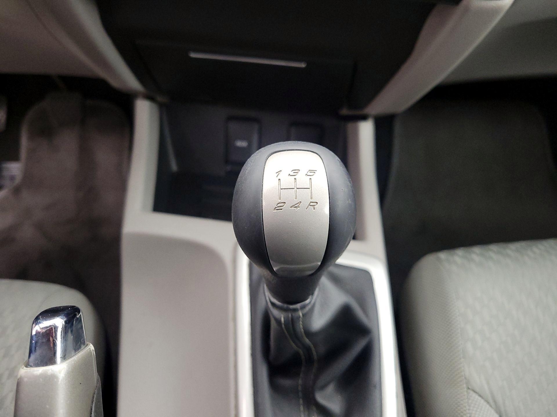Thumbnail: 2014 Honda Civic - 17
