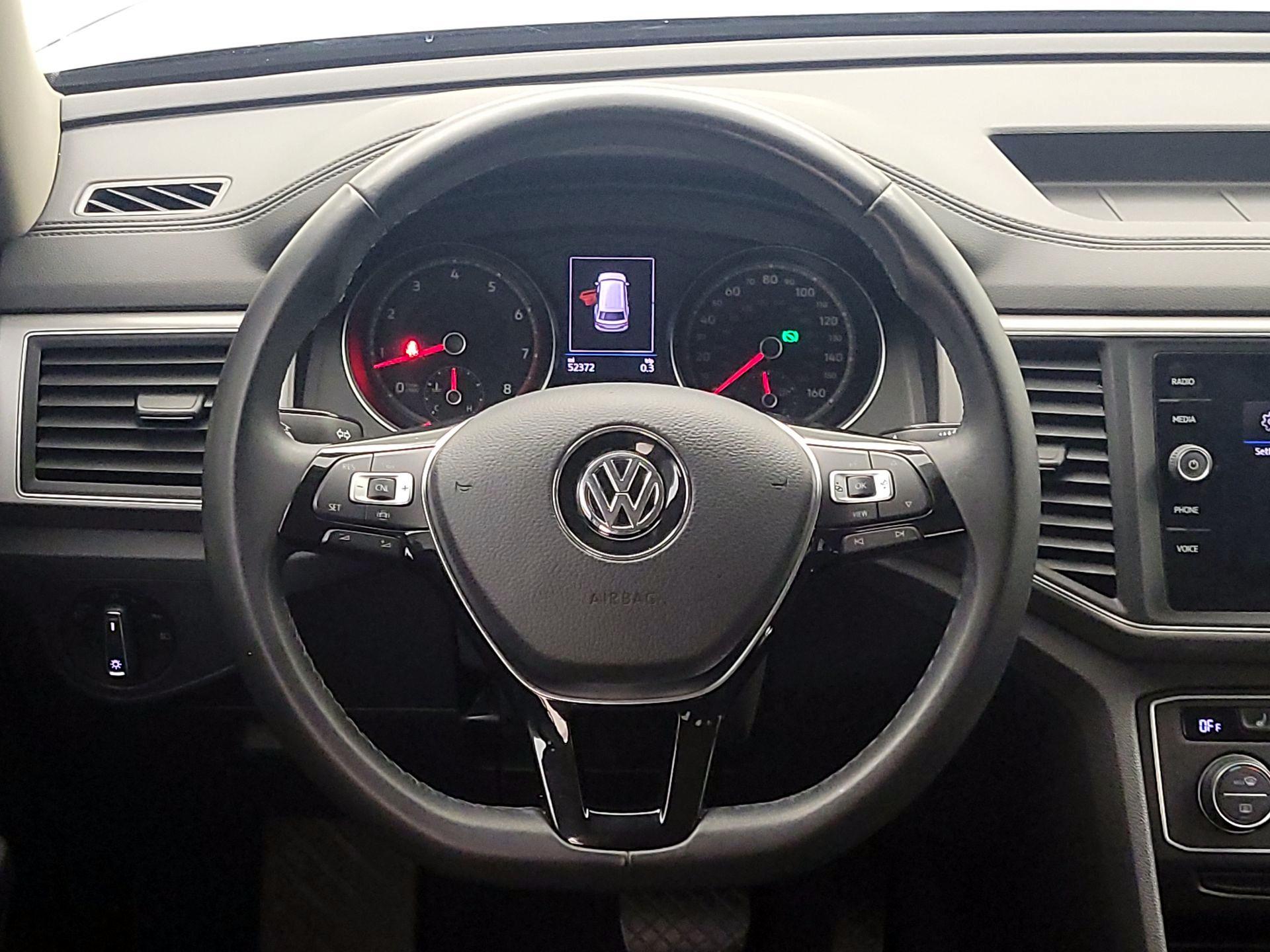 Thumbnail: 2019 Volkswagen Atlas - 10