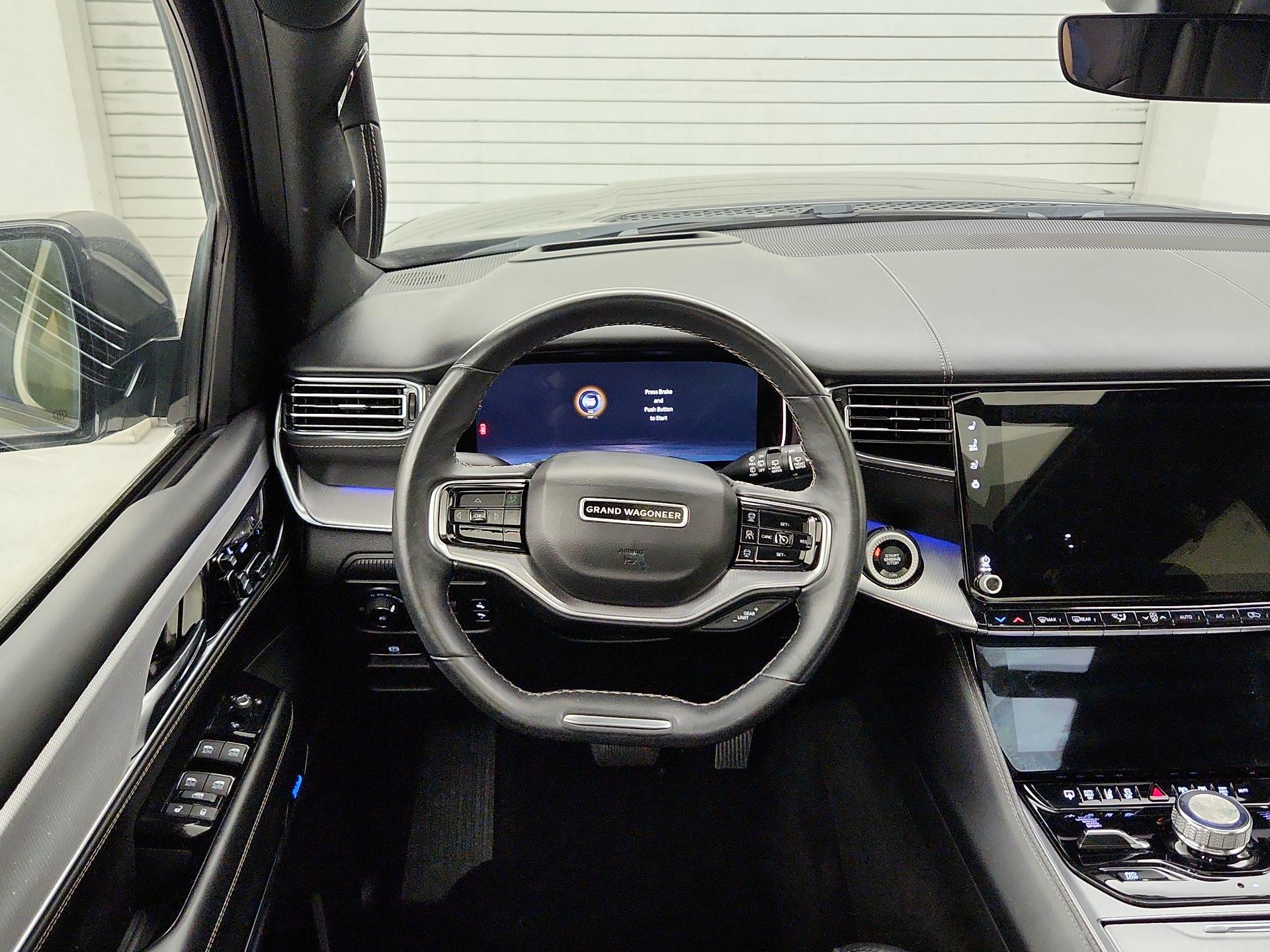 Thumbnail: 2022 Jeep Grand Wagoneer - 10