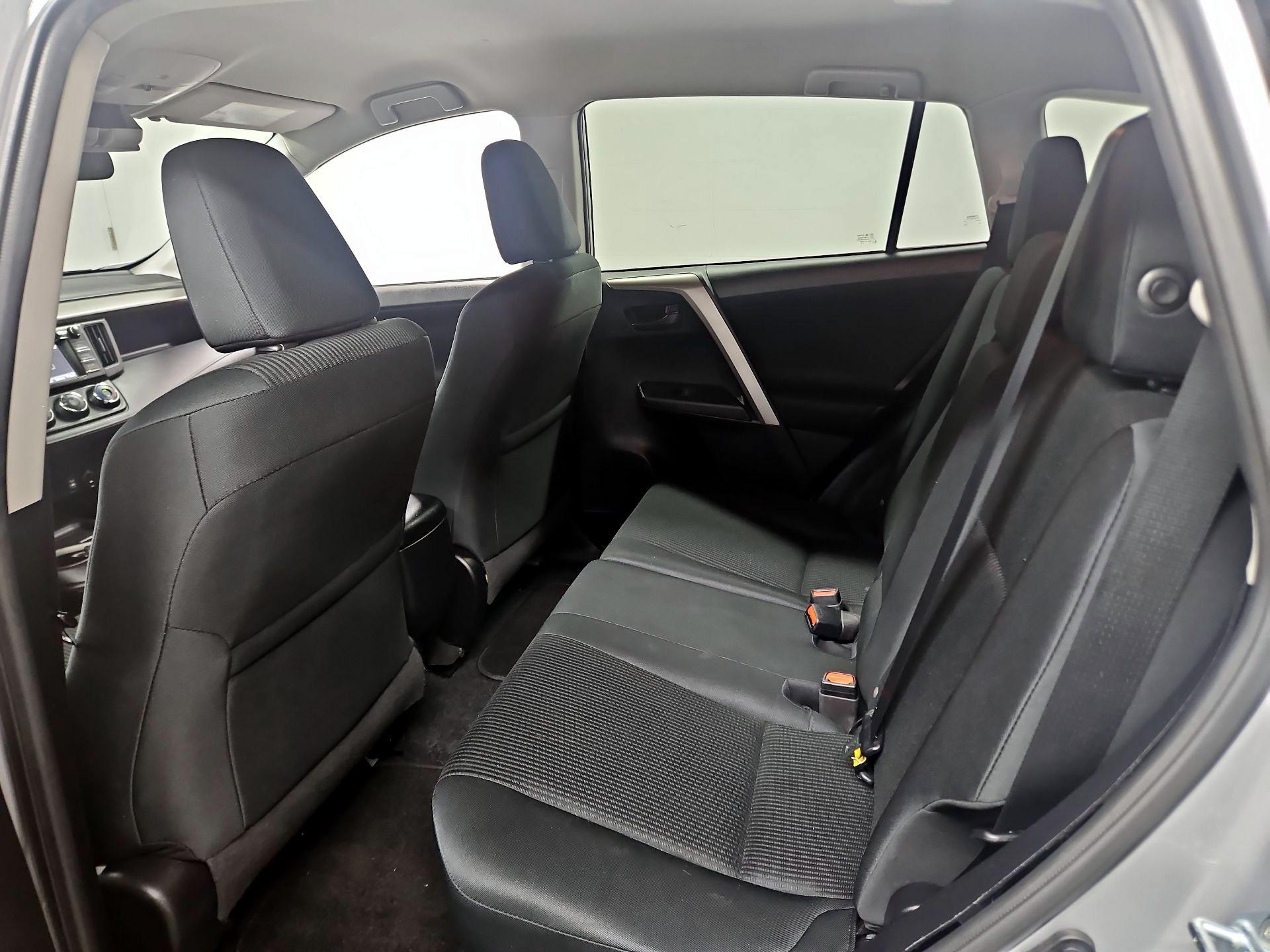 Thumbnail: 2017 Toyota RAV4 - 19