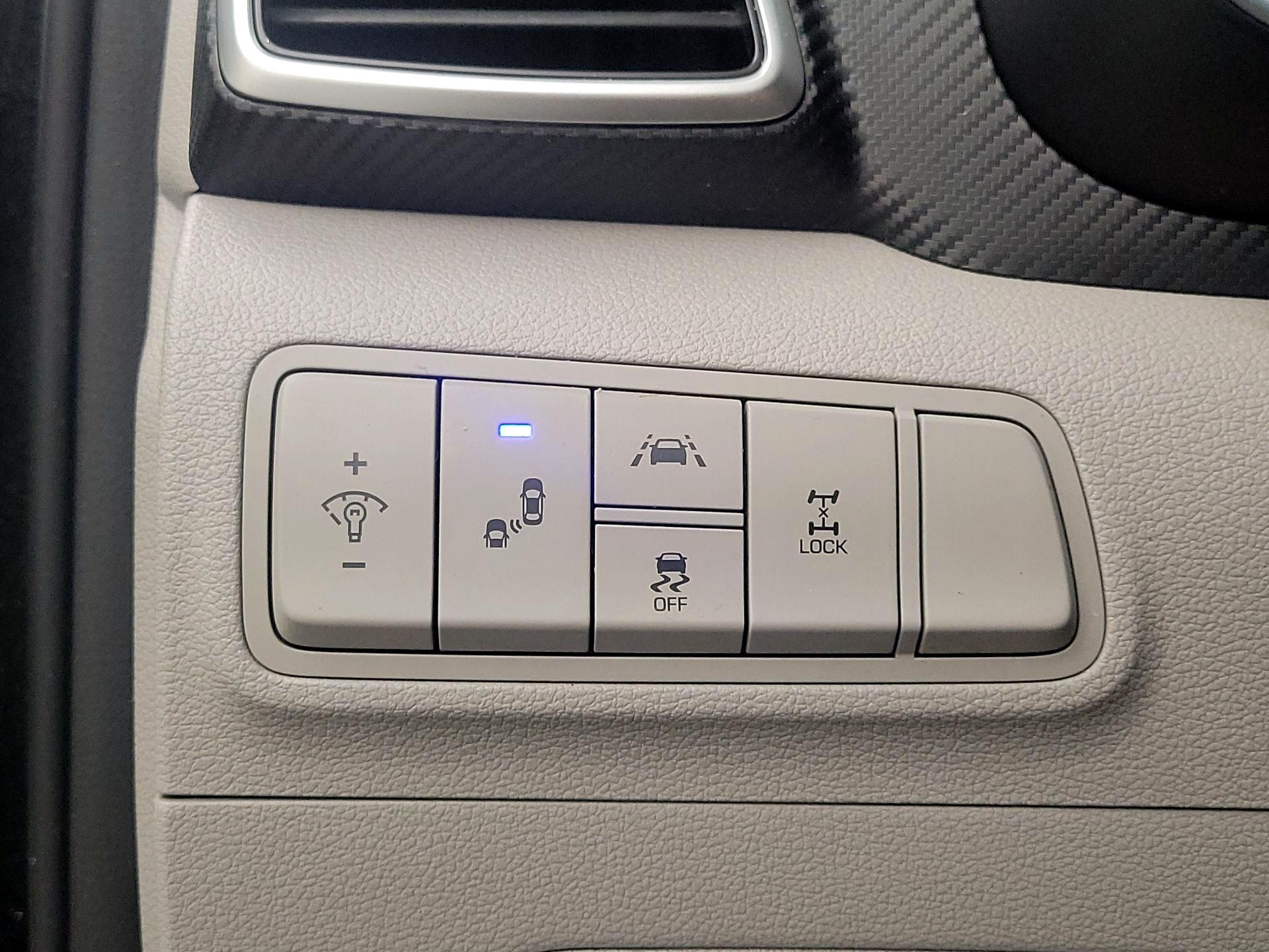 Thumbnail: 2020 Hyundai Tucson - 13