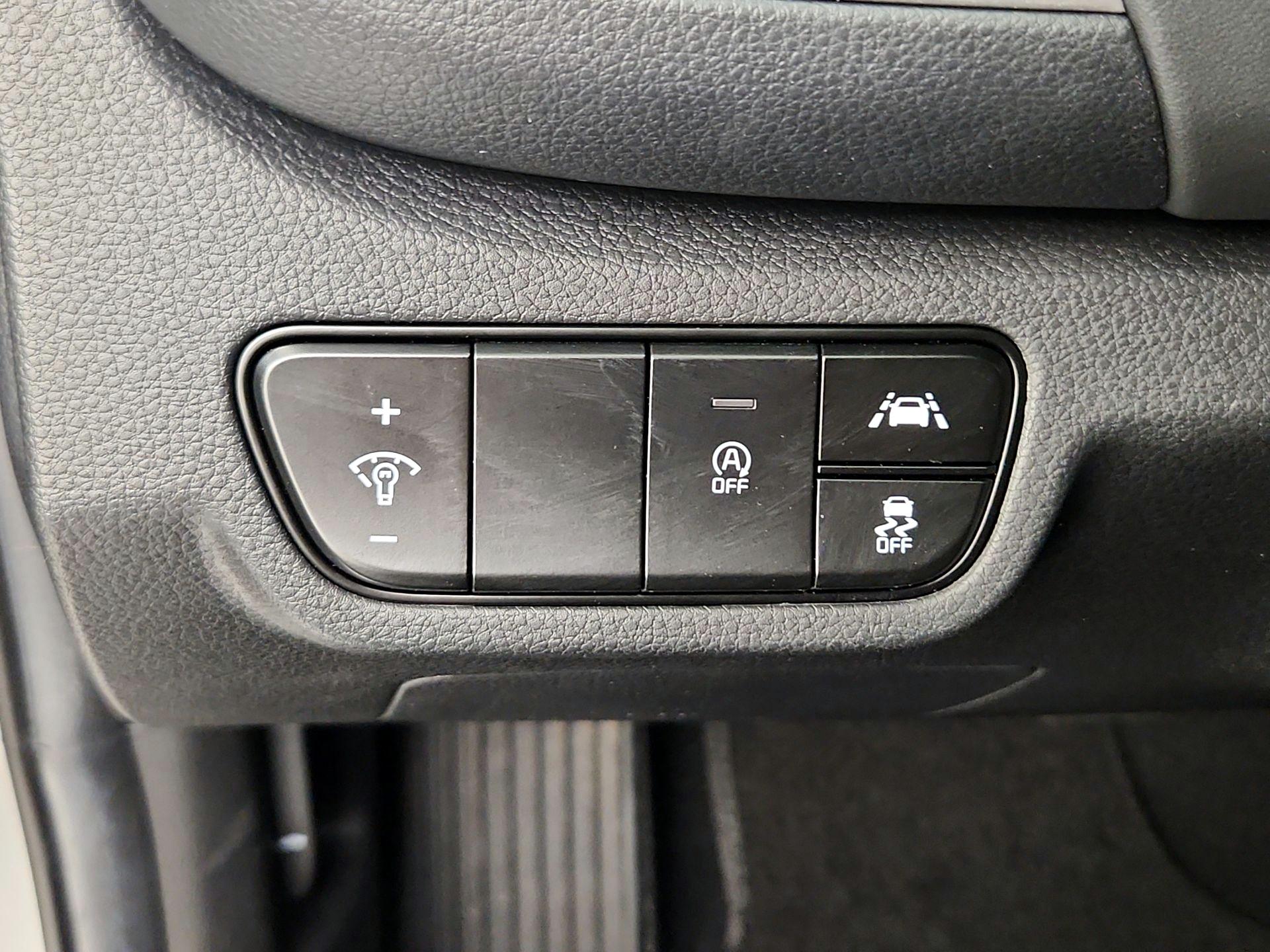 Thumbnail: 2021 Kia Seltos - 13