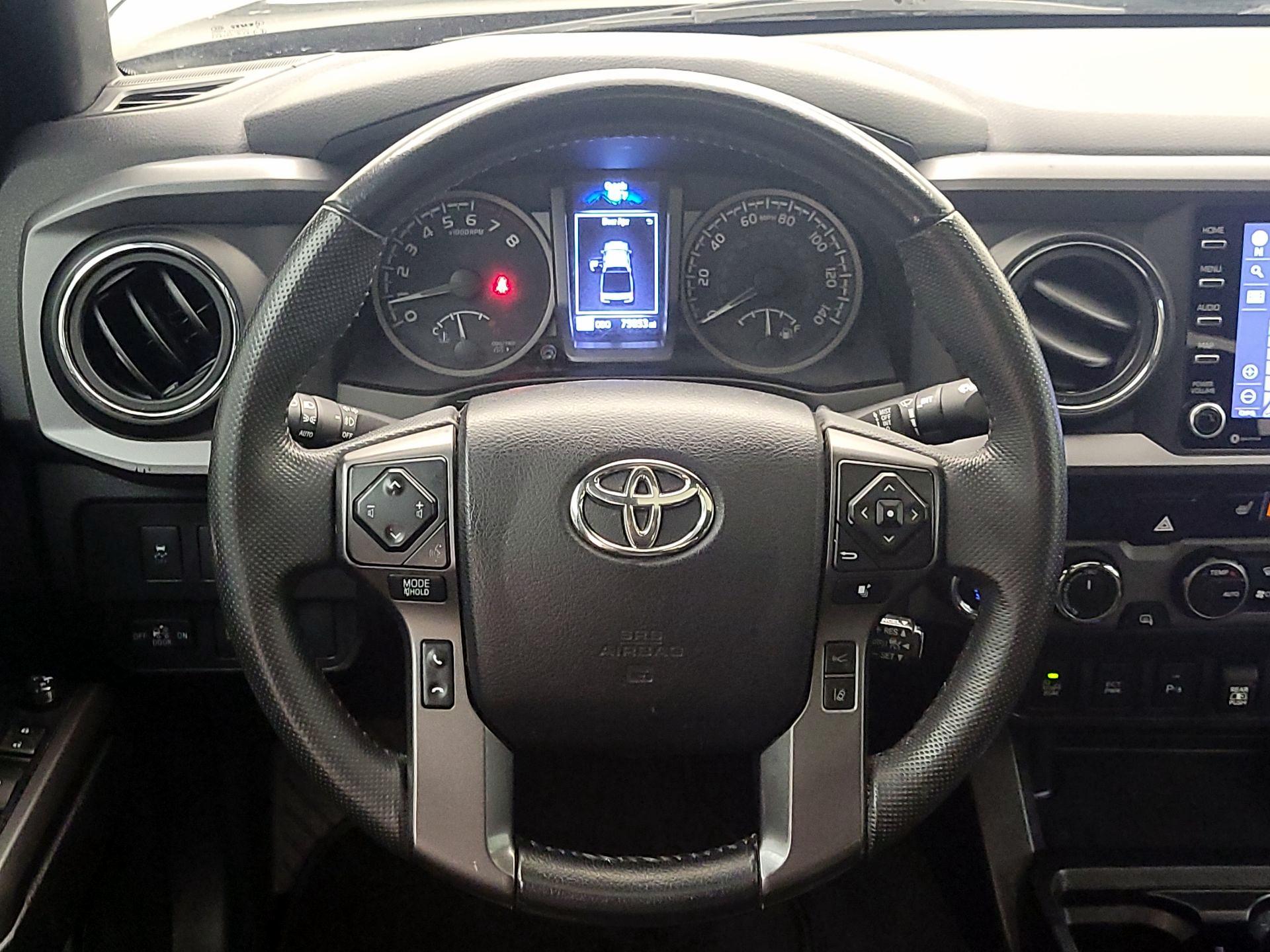 Thumbnail: 2021 Toyota Tacoma - 10