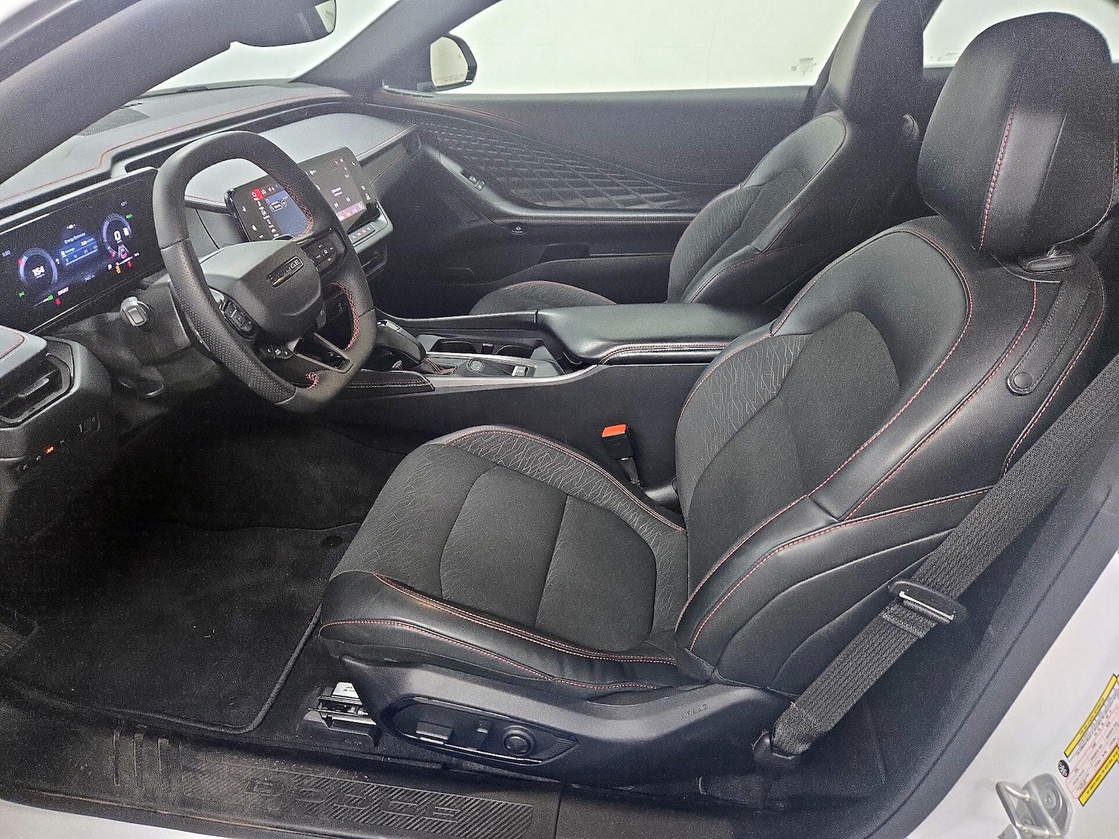2025 Dodge Charger Daytona R/T - Photo 12