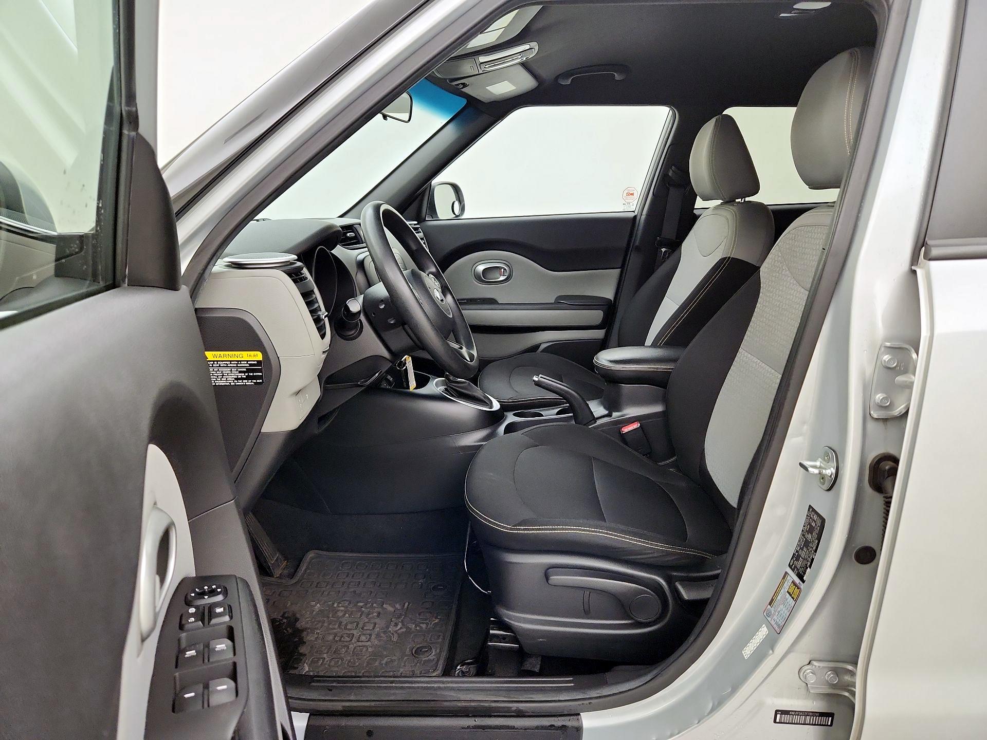 Thumbnail: 2015 Kia Soul - 11