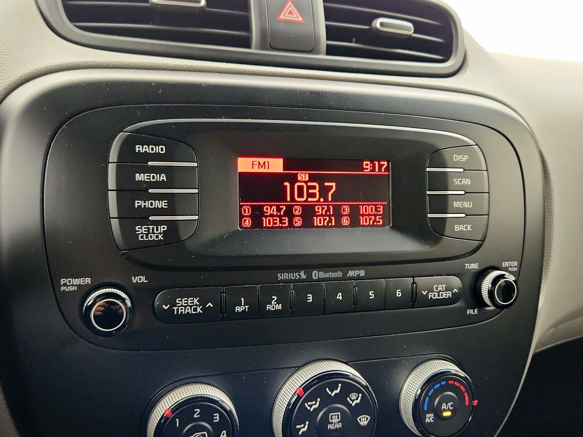 Thumbnail: 2015 Kia Soul - 14