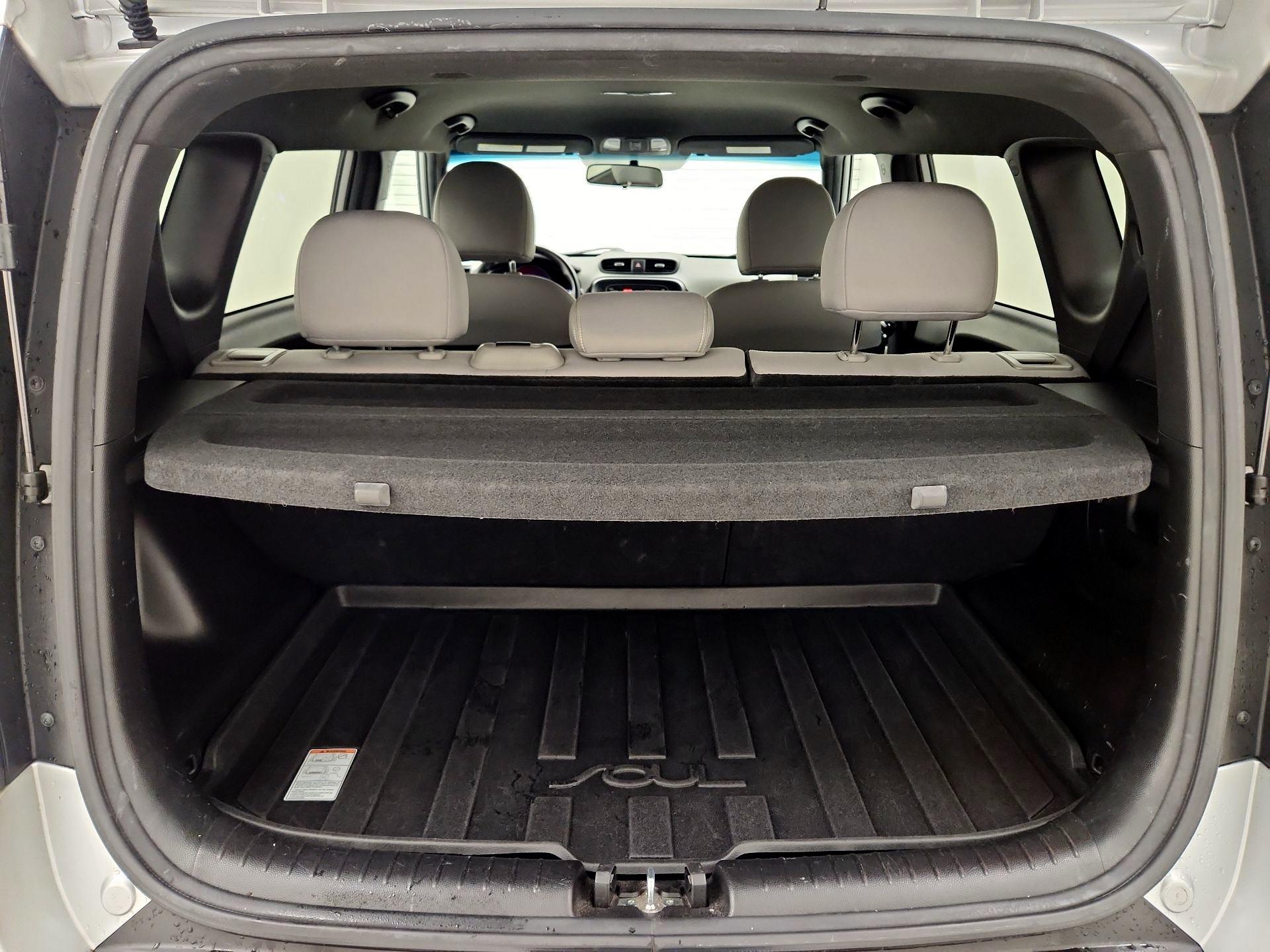 Thumbnail: 2015 Kia Soul - 19