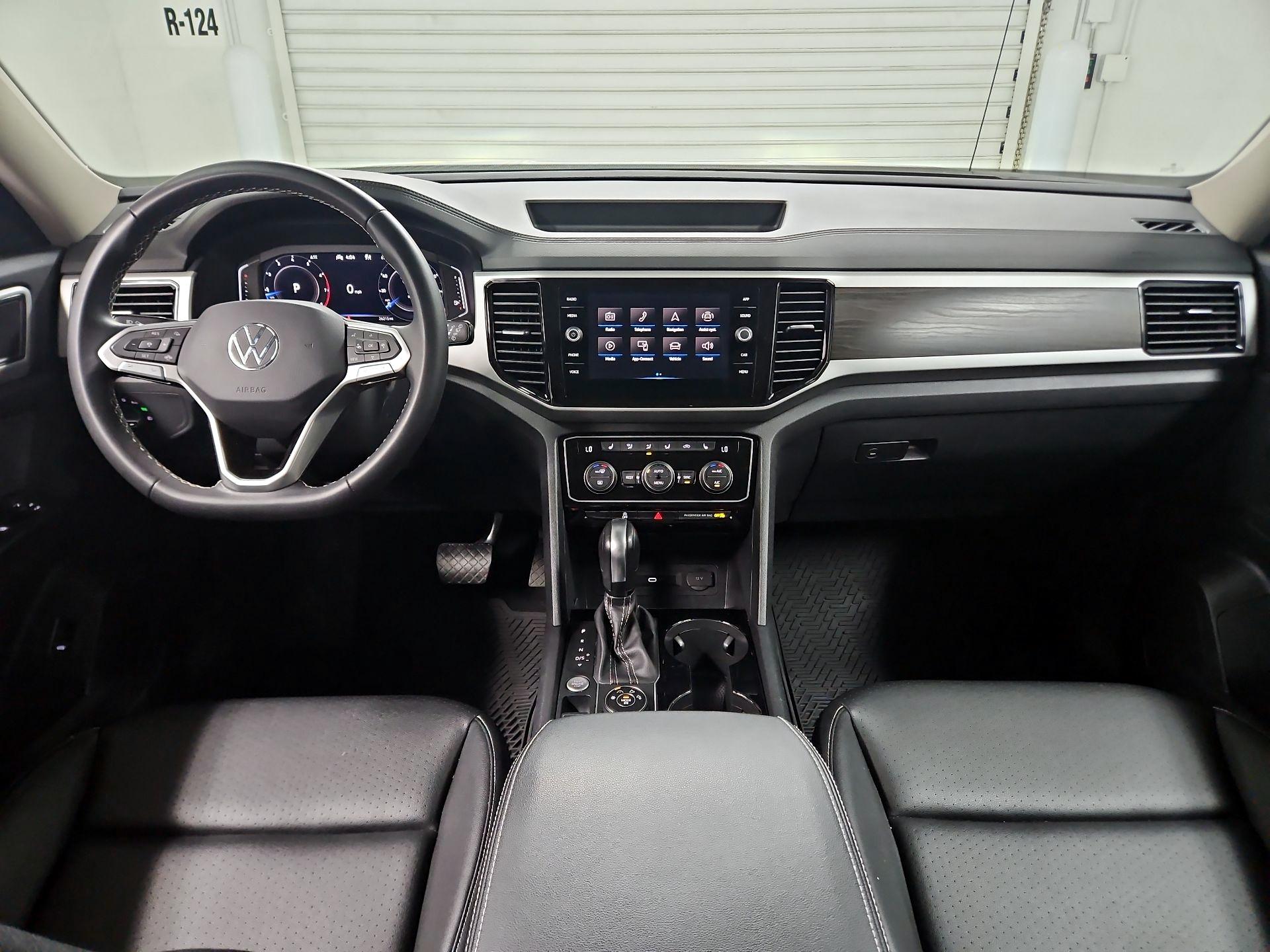 Thumbnail: 2023 Volkswagen Atlas - 9