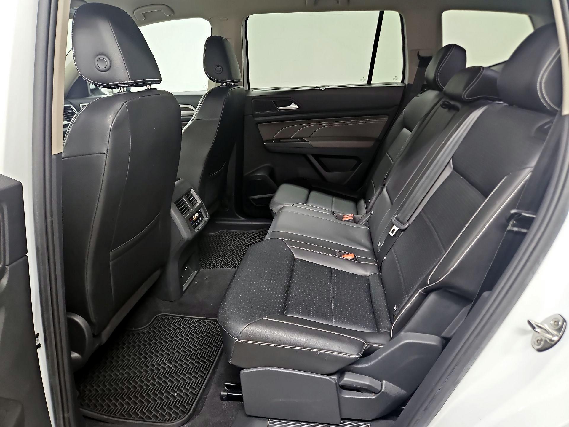 Thumbnail: 2023 Volkswagen Atlas - 19