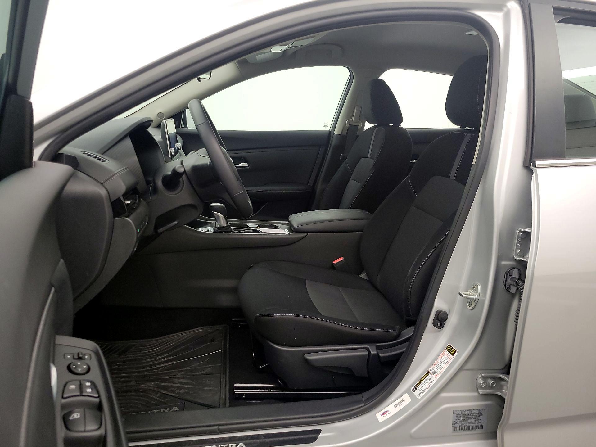 Thumbnail: 2021 Nissan Sentra - 11
