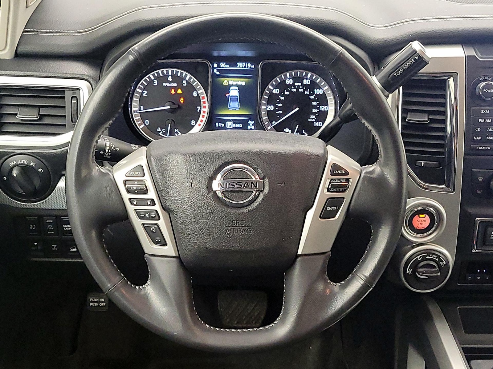 2017 Nissan Titan PRO-4X - Photo 11