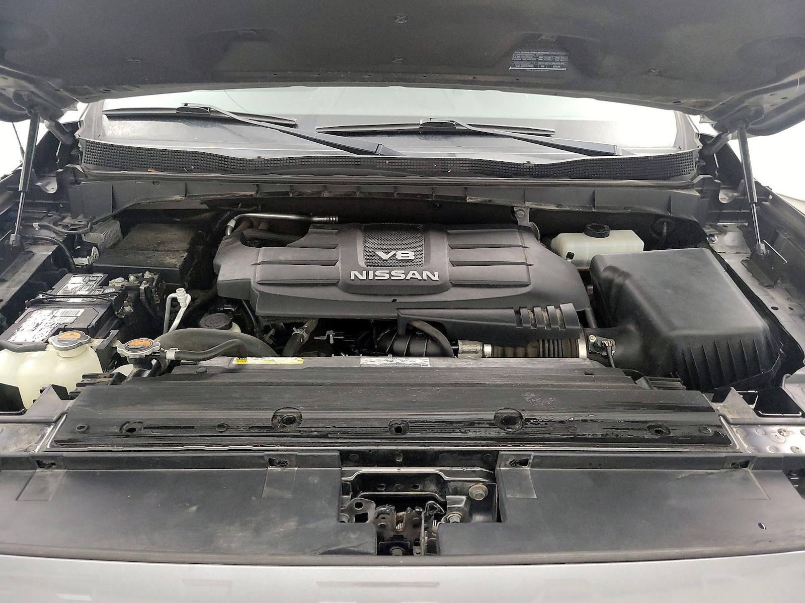 2017 Nissan Titan PRO-4X - Photo 23