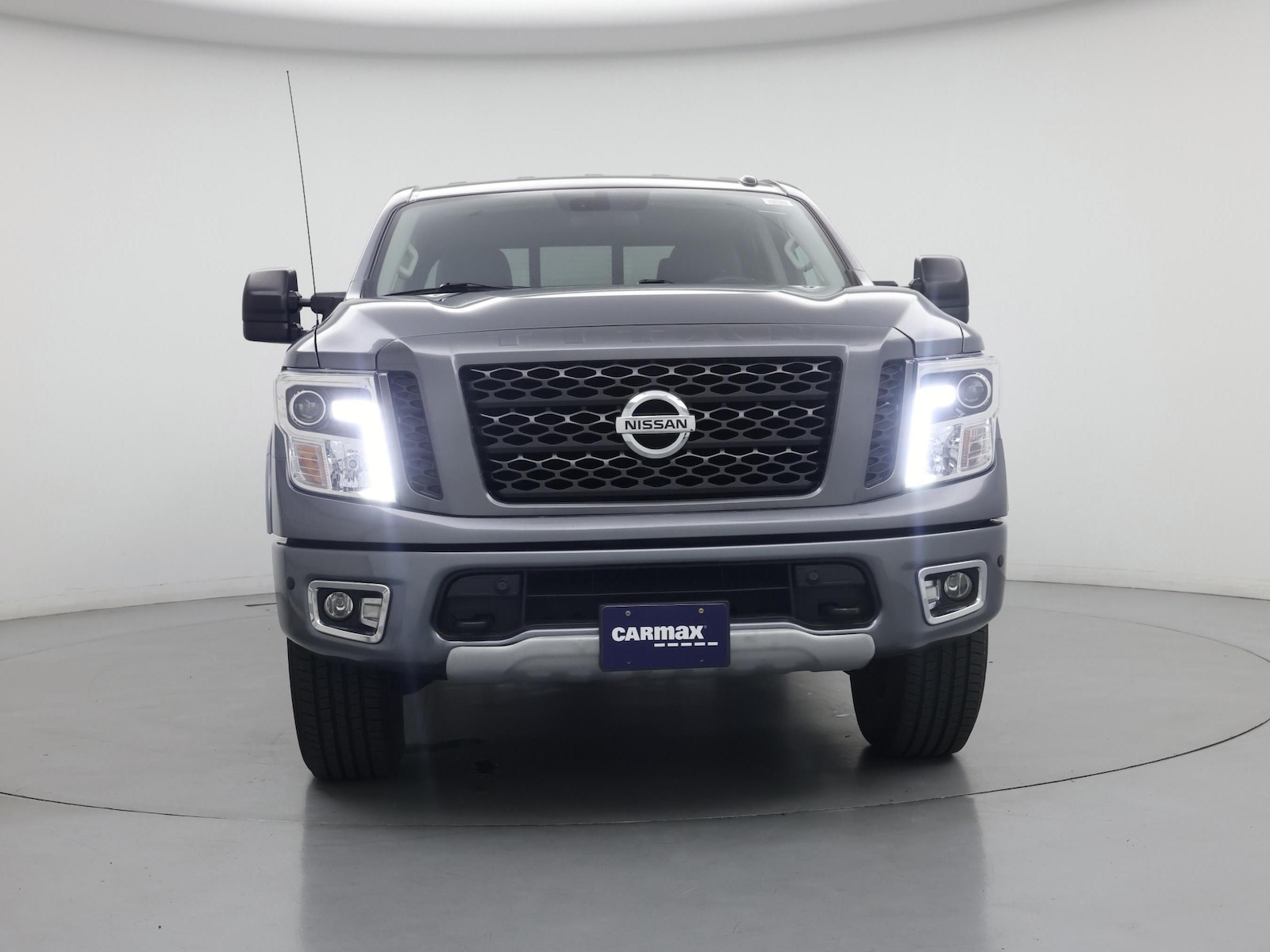 2017 Nissan Titan PRO-4X - Photo 6
