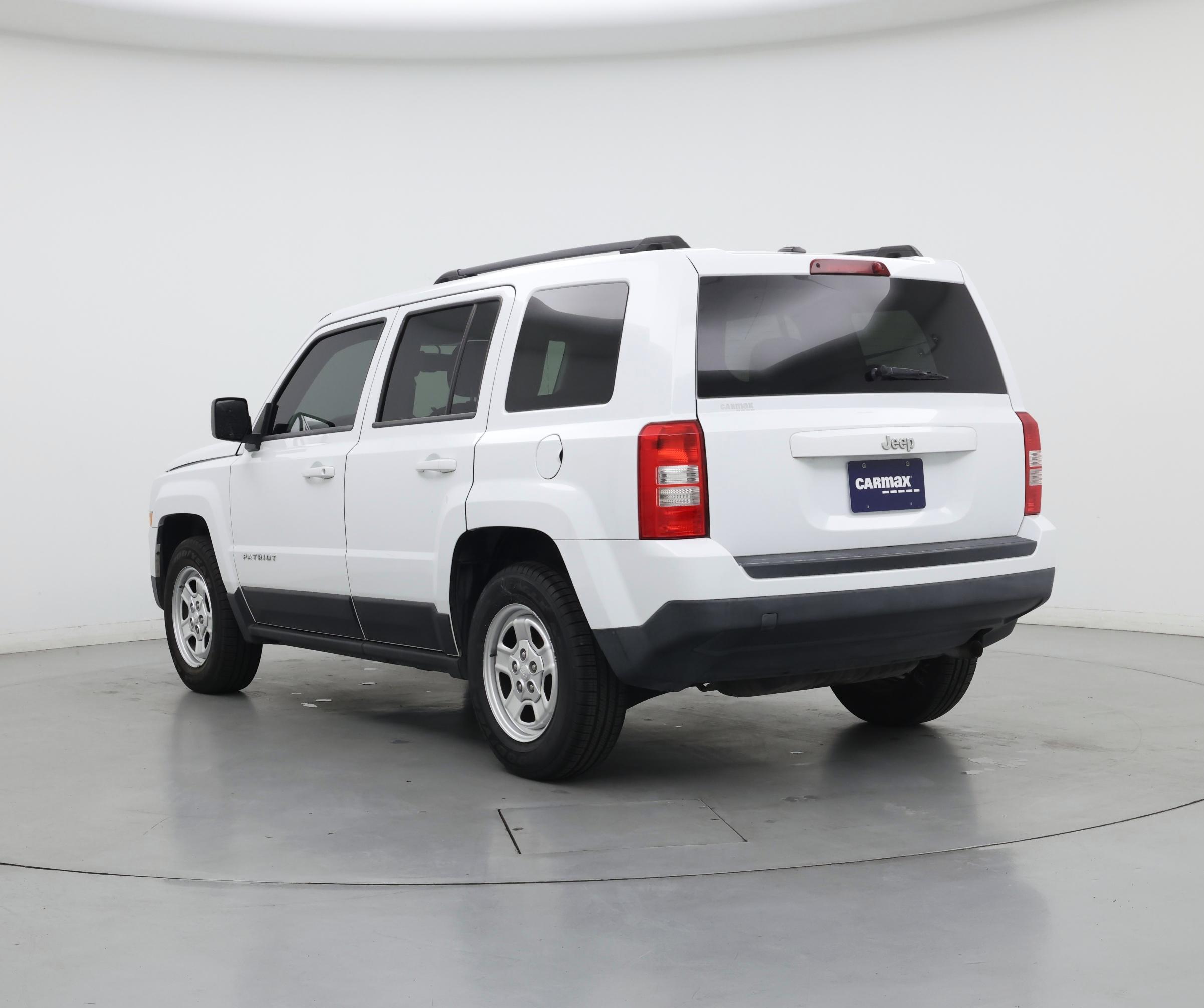 Thumbnail: 2014 Jeep Patriot - 2
