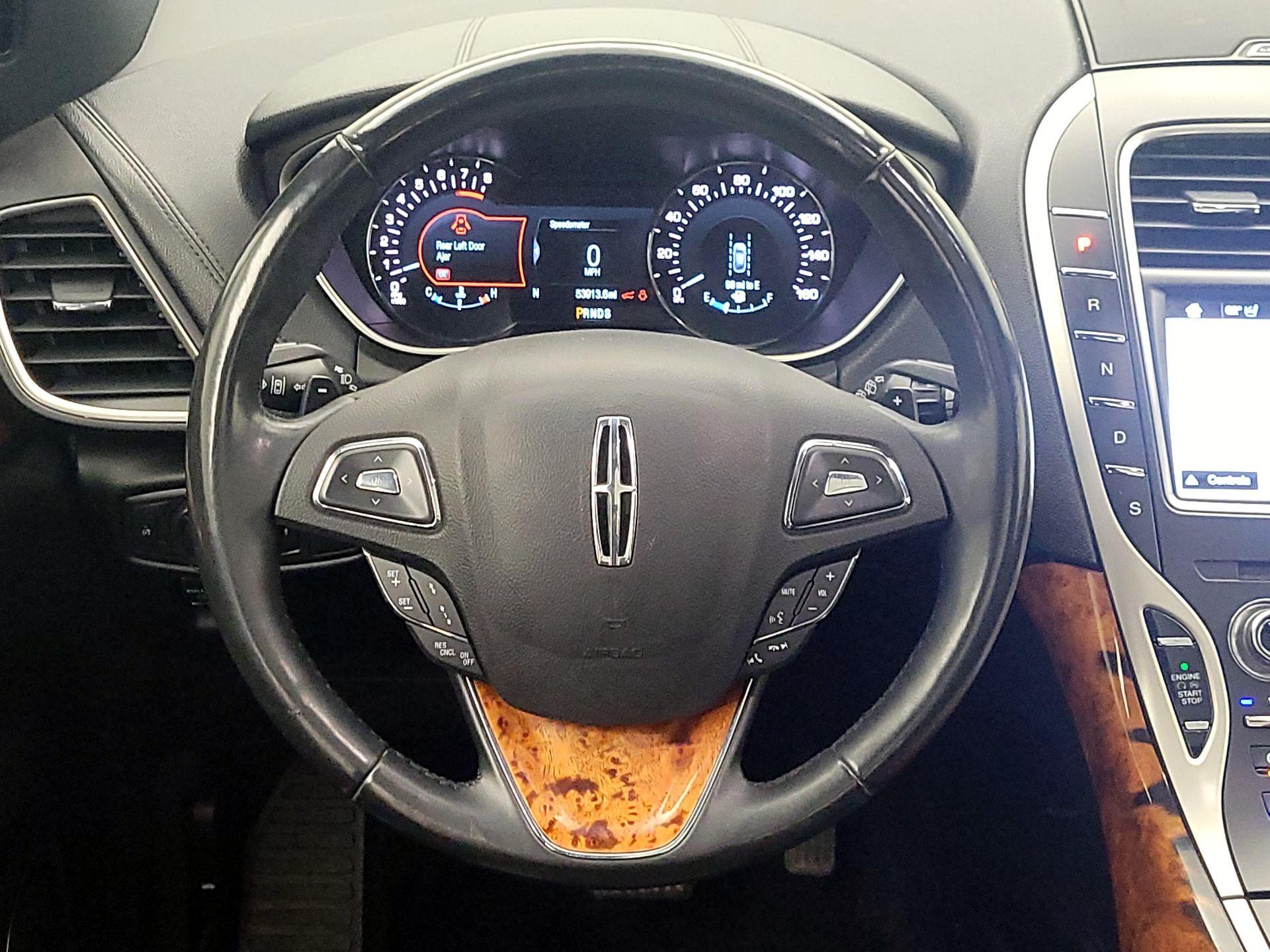 Thumbnail: 2017 Lincoln MKX - 10