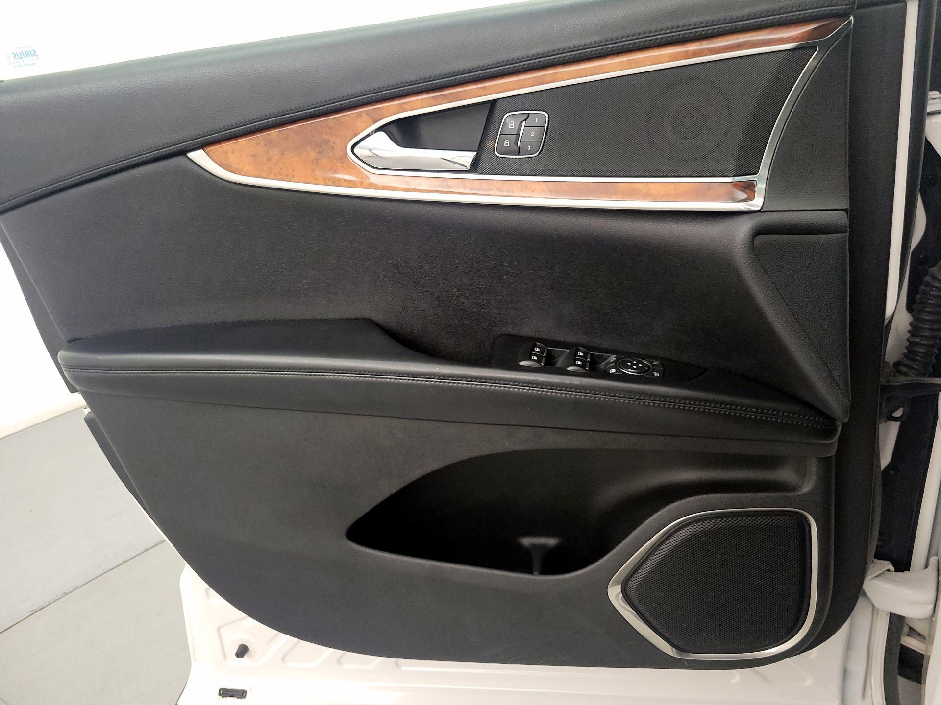 Thumbnail: 2017 Lincoln MKX - 12