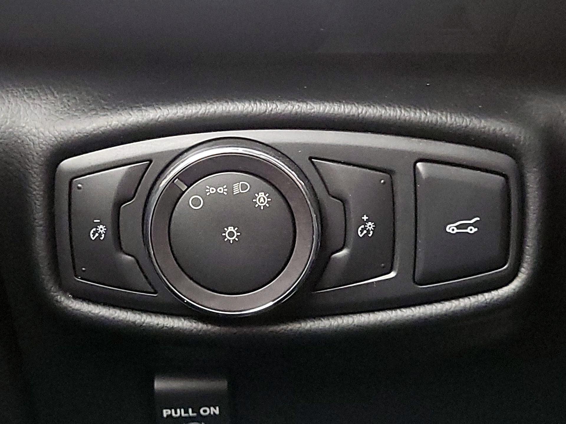 Thumbnail: 2017 Lincoln MKX - 13