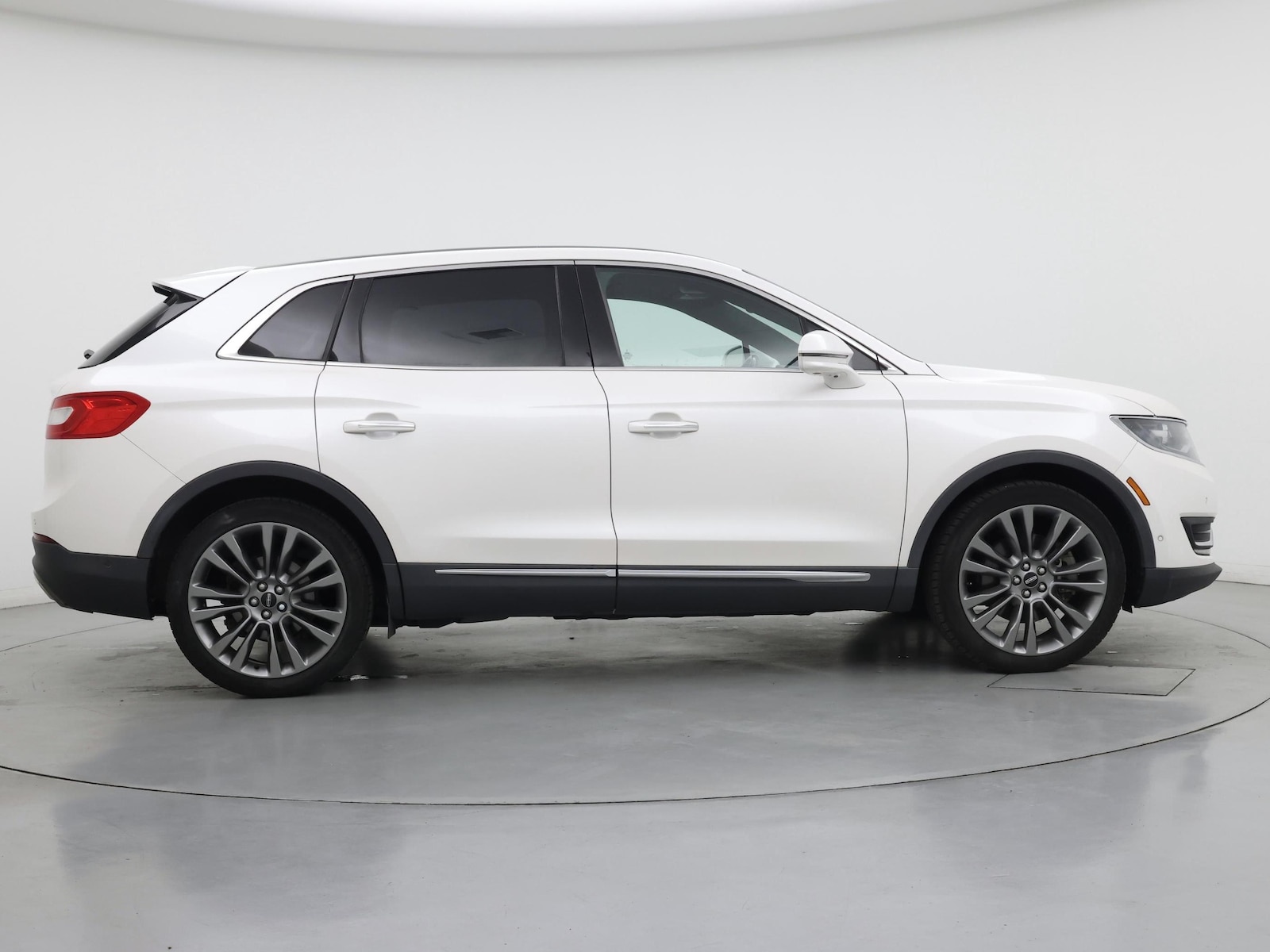 2017 Lincoln MKX Reserve - Photo 8