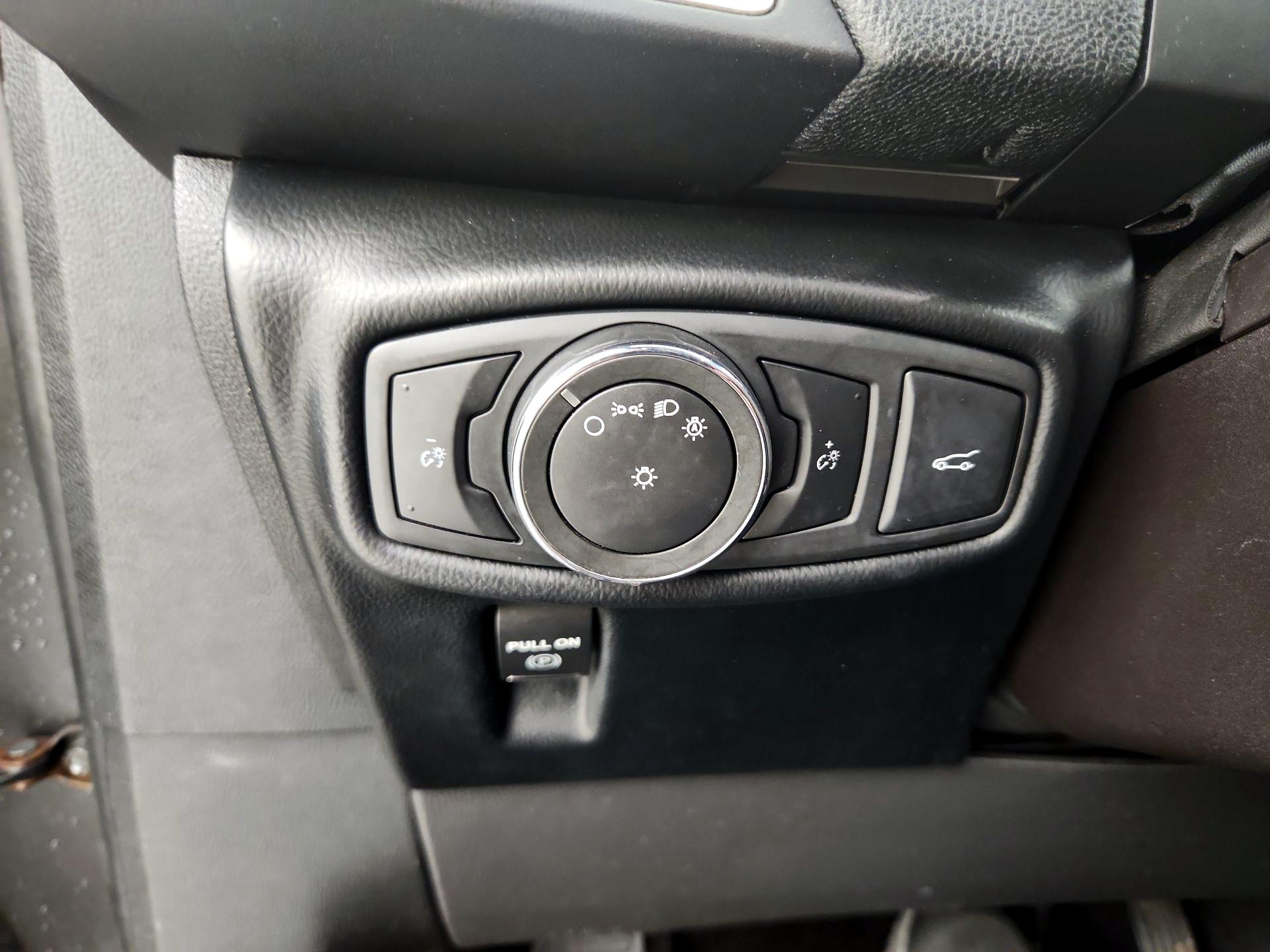 Thumbnail: 2017 Lincoln MKX - 13