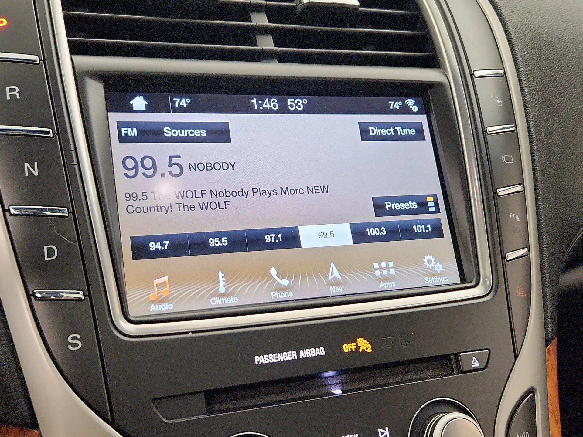 Thumbnail: 2017 Lincoln MKX - 16