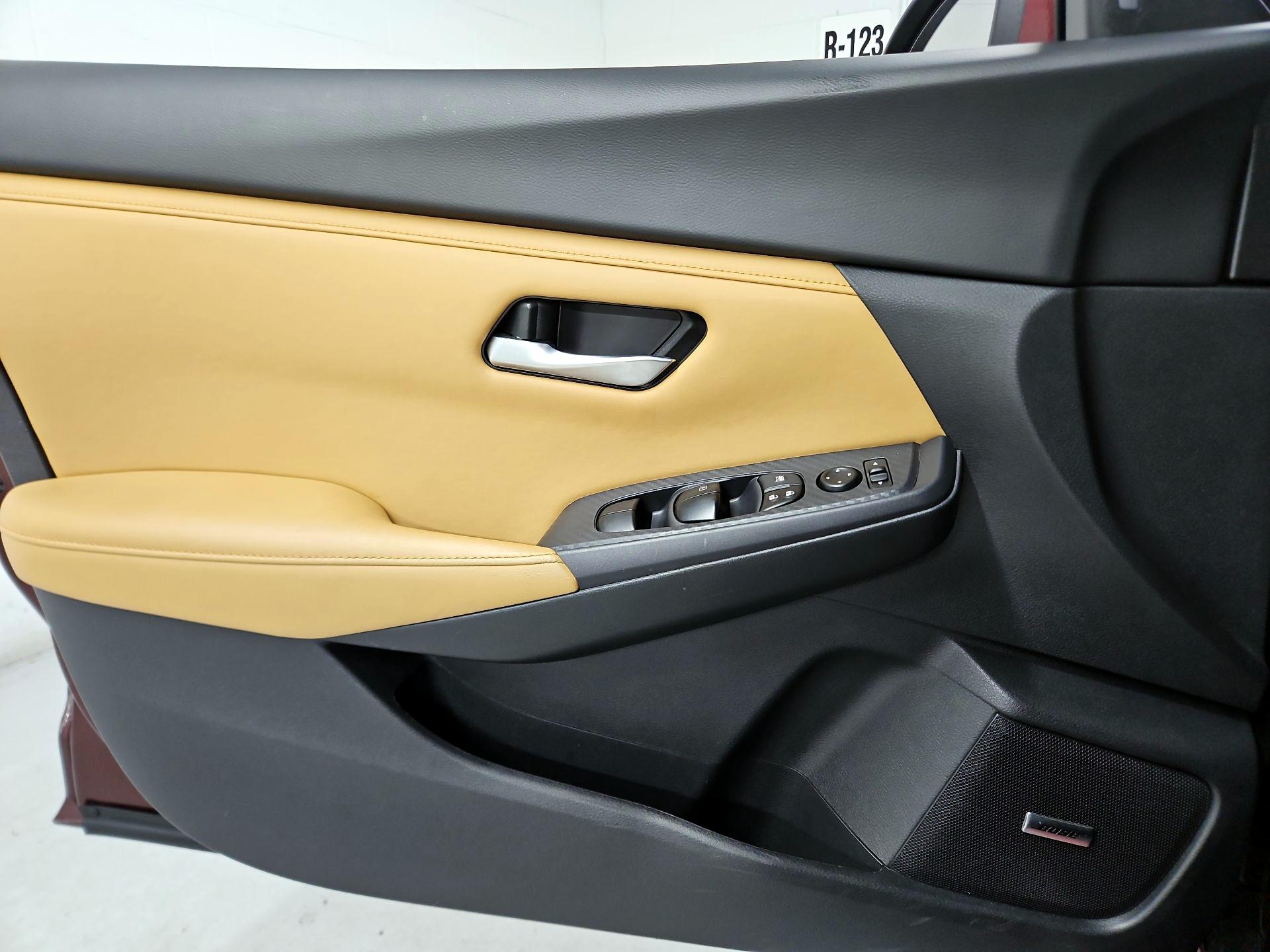 Thumbnail: 2024 Nissan Sentra - 12